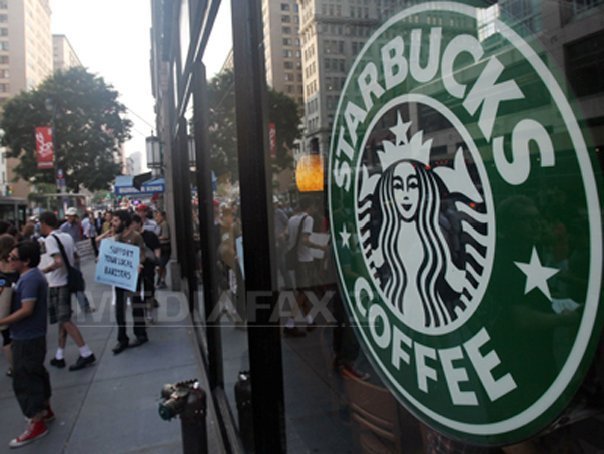 Starbucks introduce o noua regula in cafenele Cumpara sau pleaca