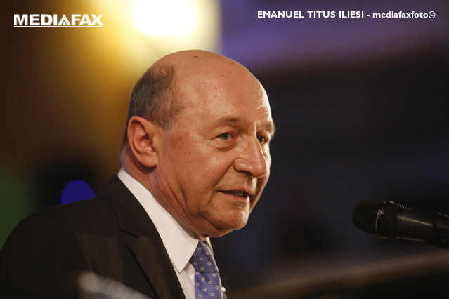 Basescu despre Calin Georgescu Promitea resursele tarii oricui finanta campania