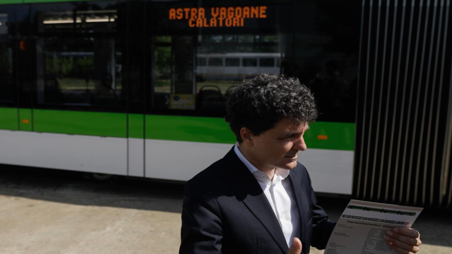 Riscul falimentului STB gajeaza autobuzele pentru datorii la ANAF