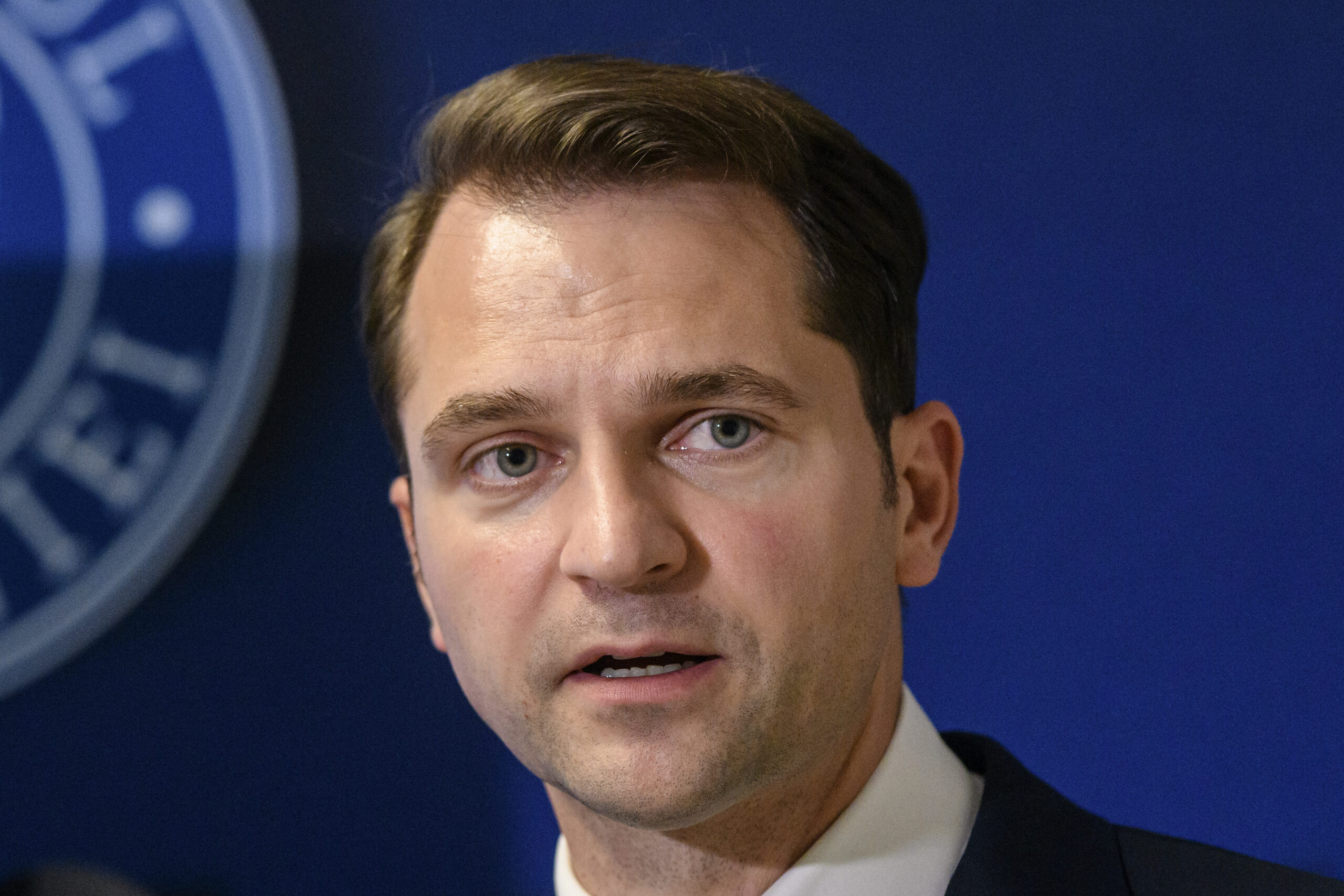 Burduja anunta reforma in minister 11 posturi de conducere si 90 de functii publice desfiintate la Energie