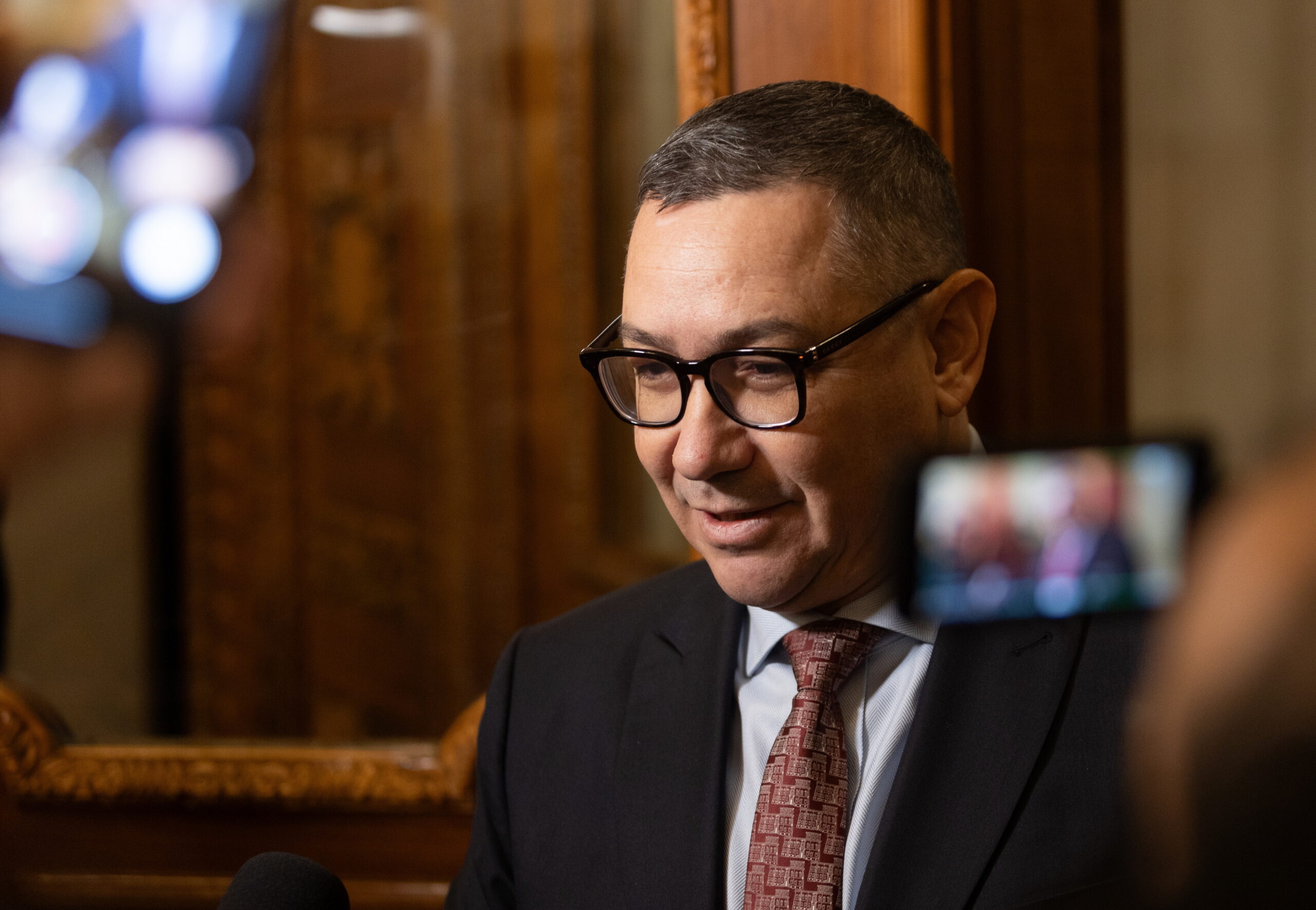 Ponta dupa decizia CCR Lupta pentru Romania si romani continua mereu
