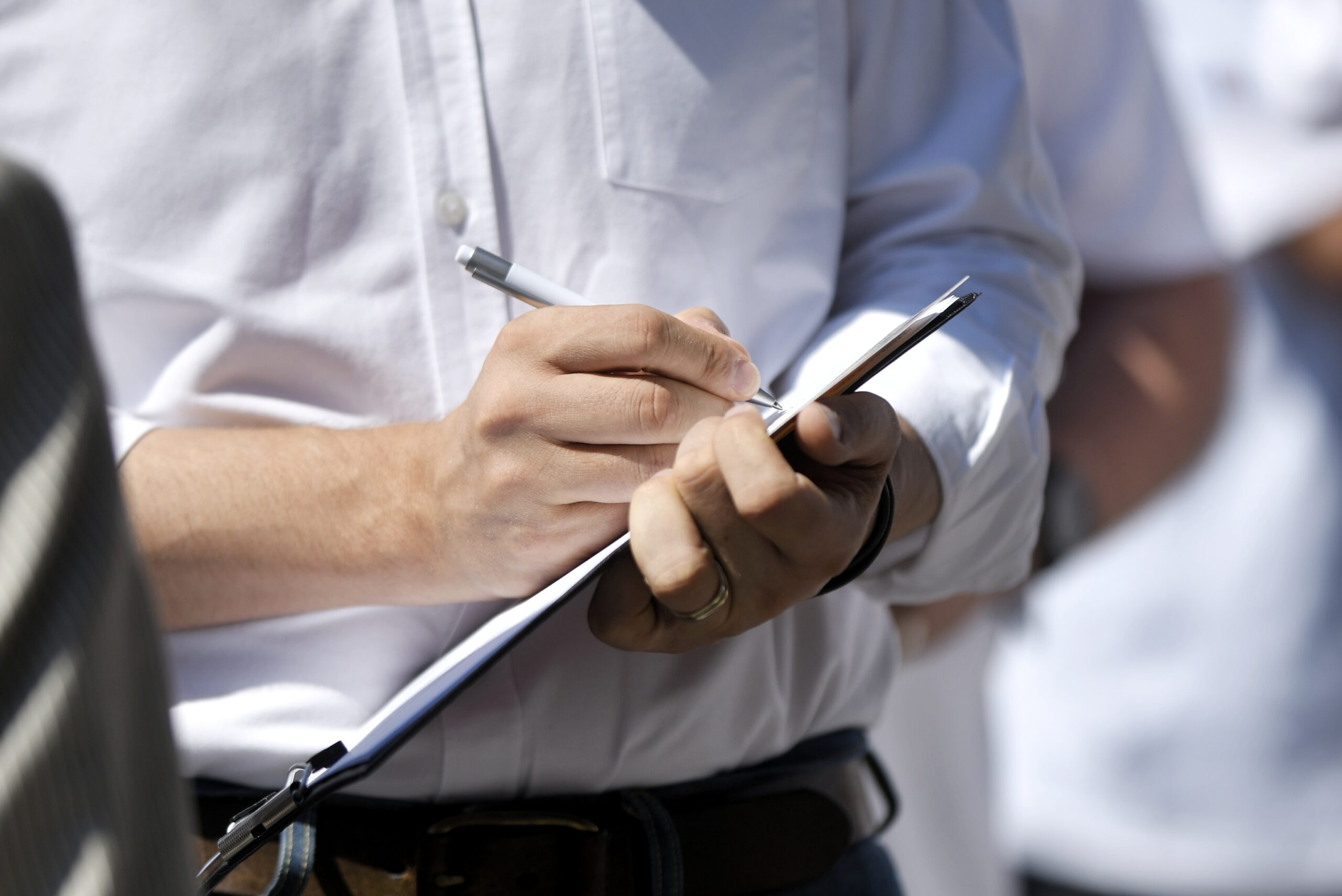 Semnaturile disparute din cauza caldurii Un partid cere listele congelate