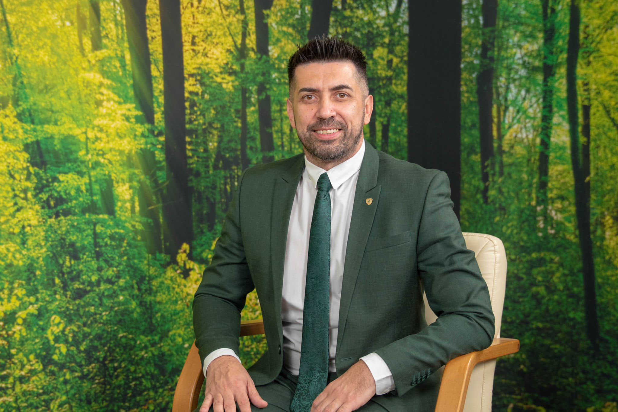 USR il convoaca pe seful Romsilva in Parlament pentru explicatii despre primele uriase