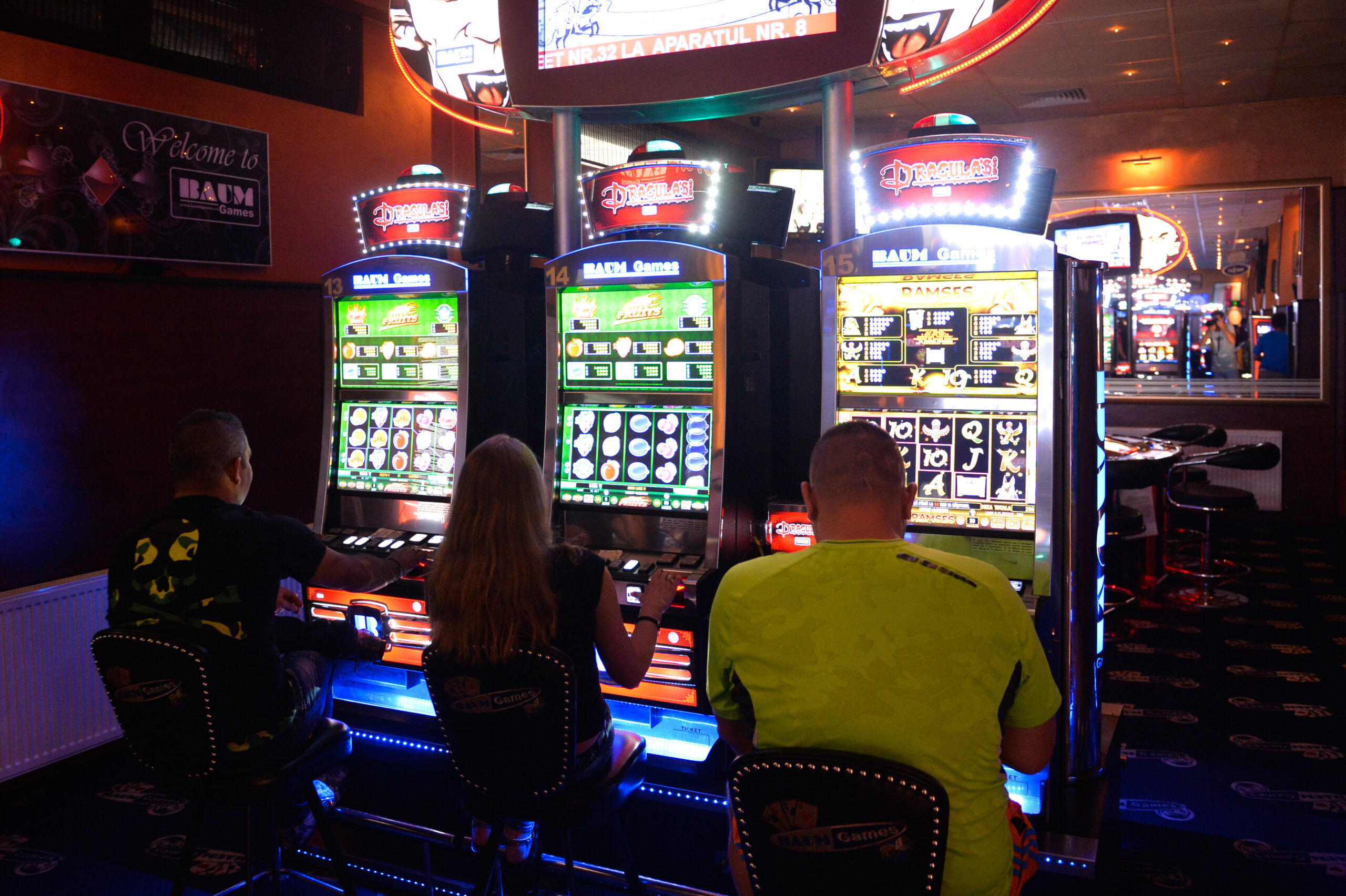 USR propune limitarea cheltuielilor la jocuri de noroc si sanctiuni stricte