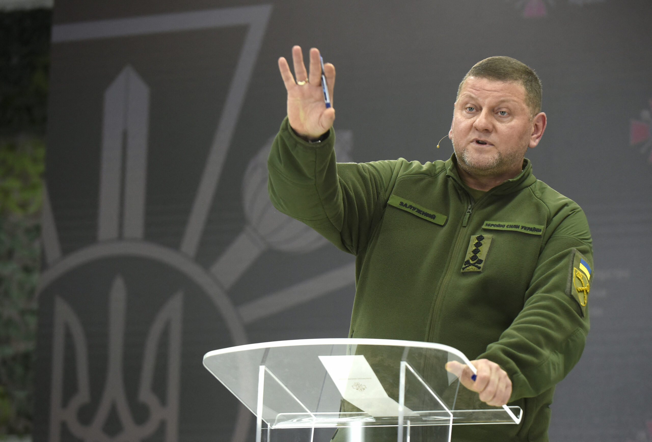 Valeri Zalujnii Romania mi a cerut sa tac despre drone