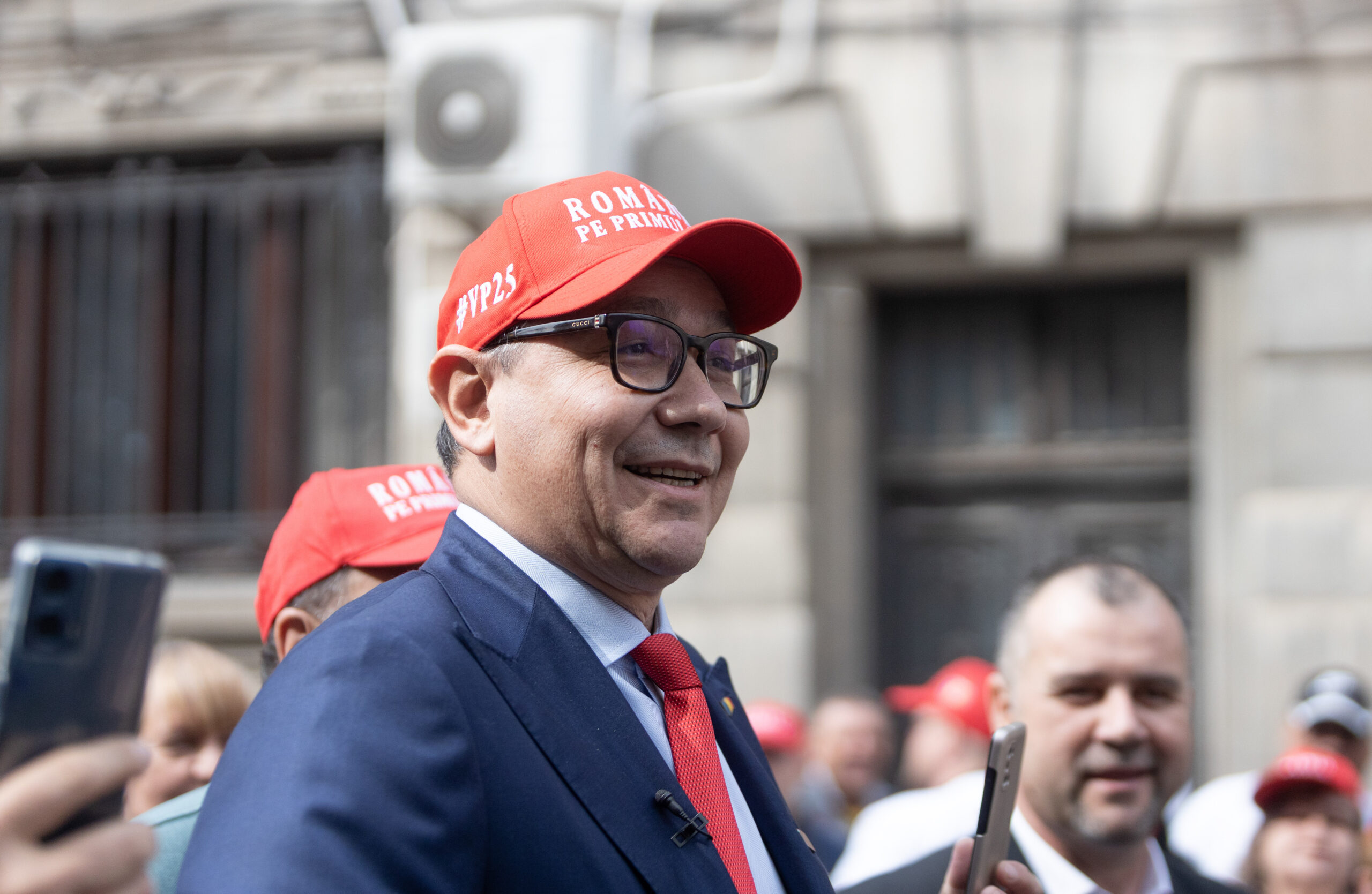 Victor Ponta evita sa declare clar despre nominalizarea lui Calin Georgescu ca premier