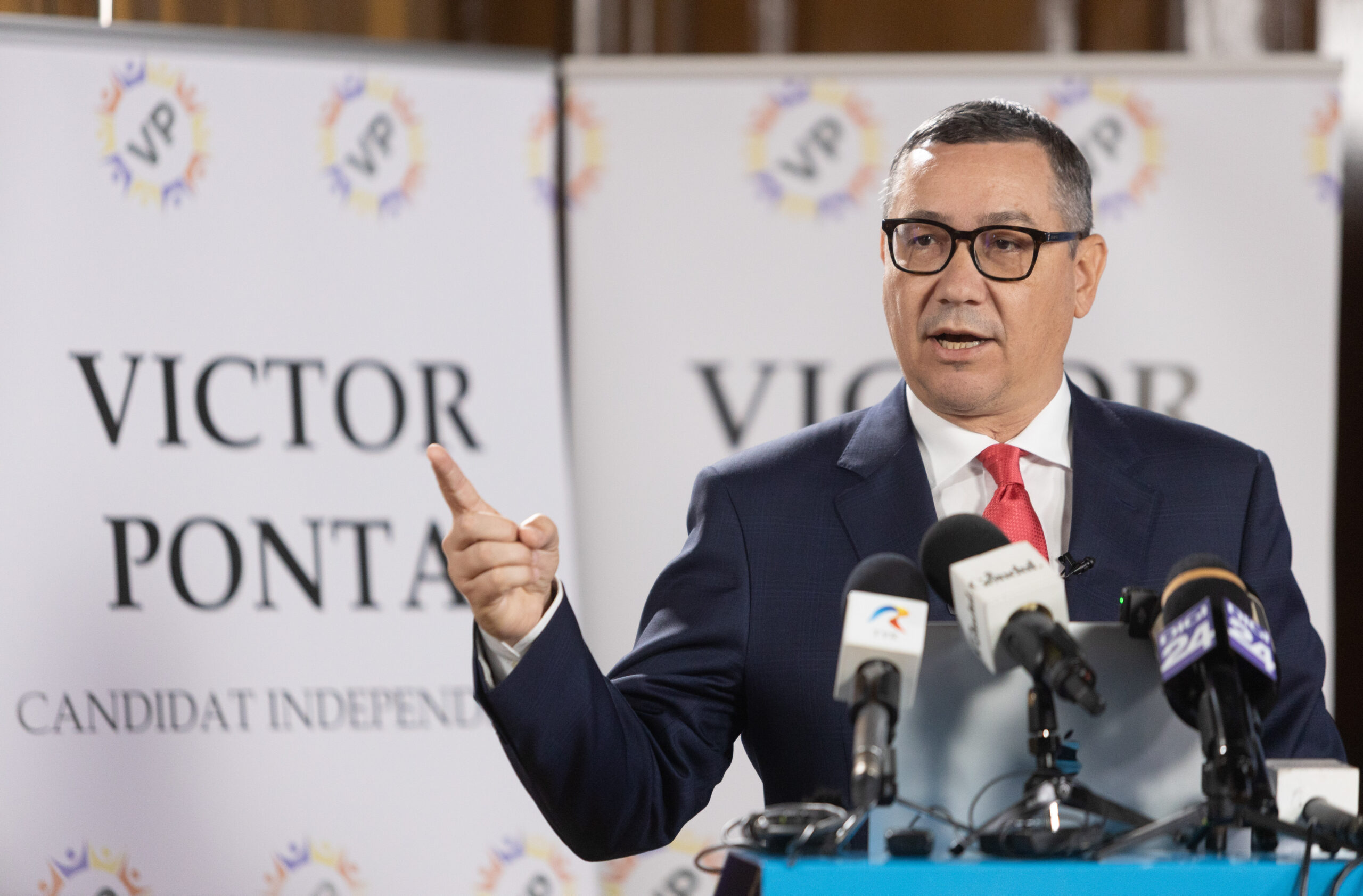 Alegeri prezidentiale 2025 Educatia si formarea lui Victor Ponta