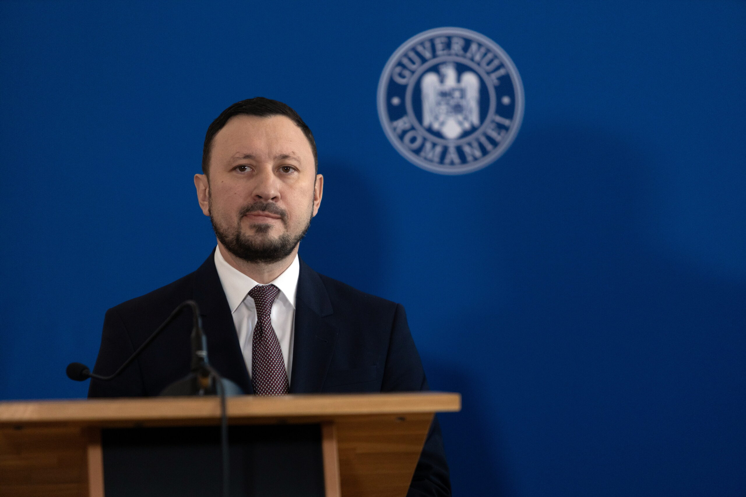 Mircea Fechet Lansam program special pentru cumpararea acumulatorilor