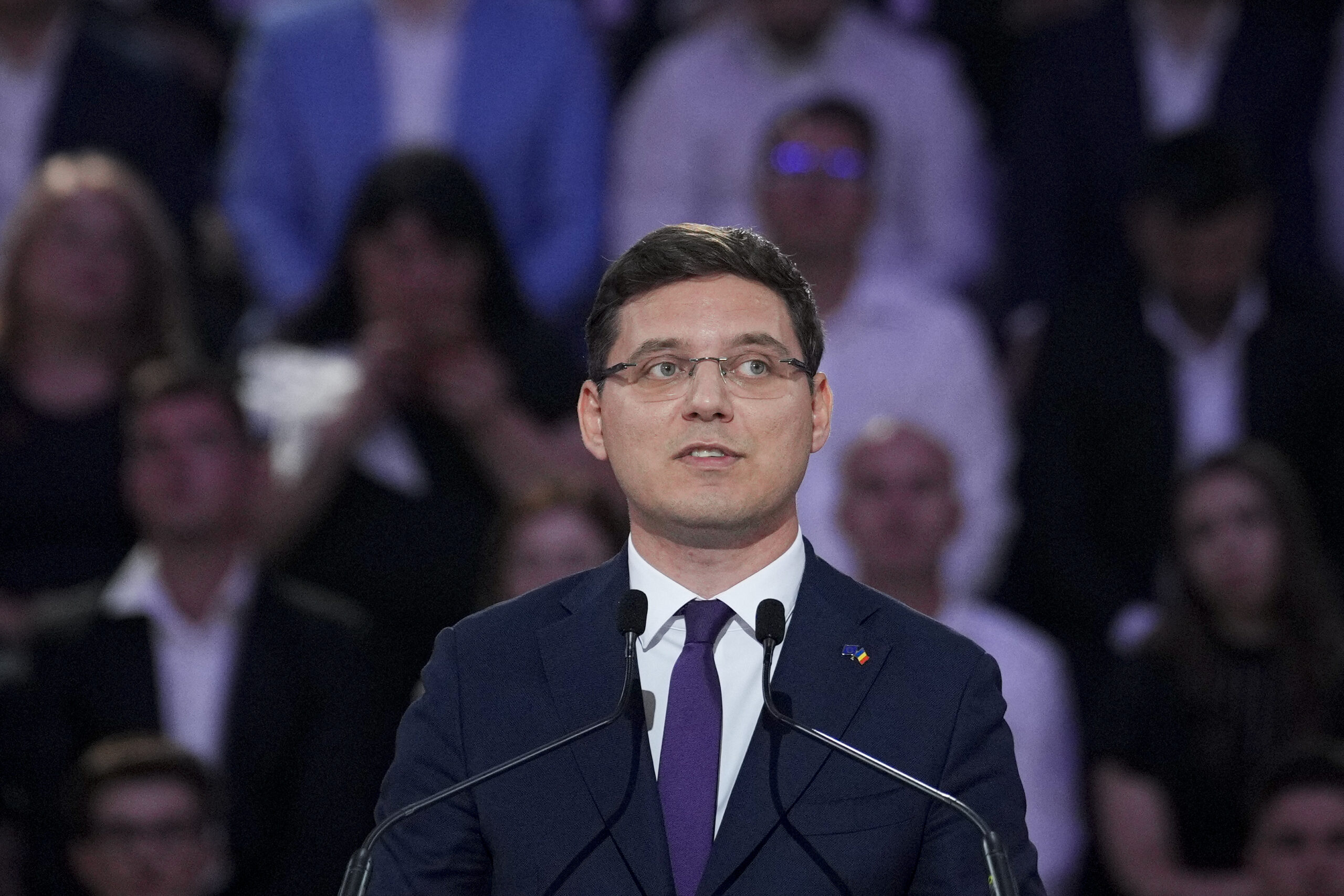 Negrescu Tarile din prima linie sa aiba acces privilegiat la fondurile europene pentru aparare