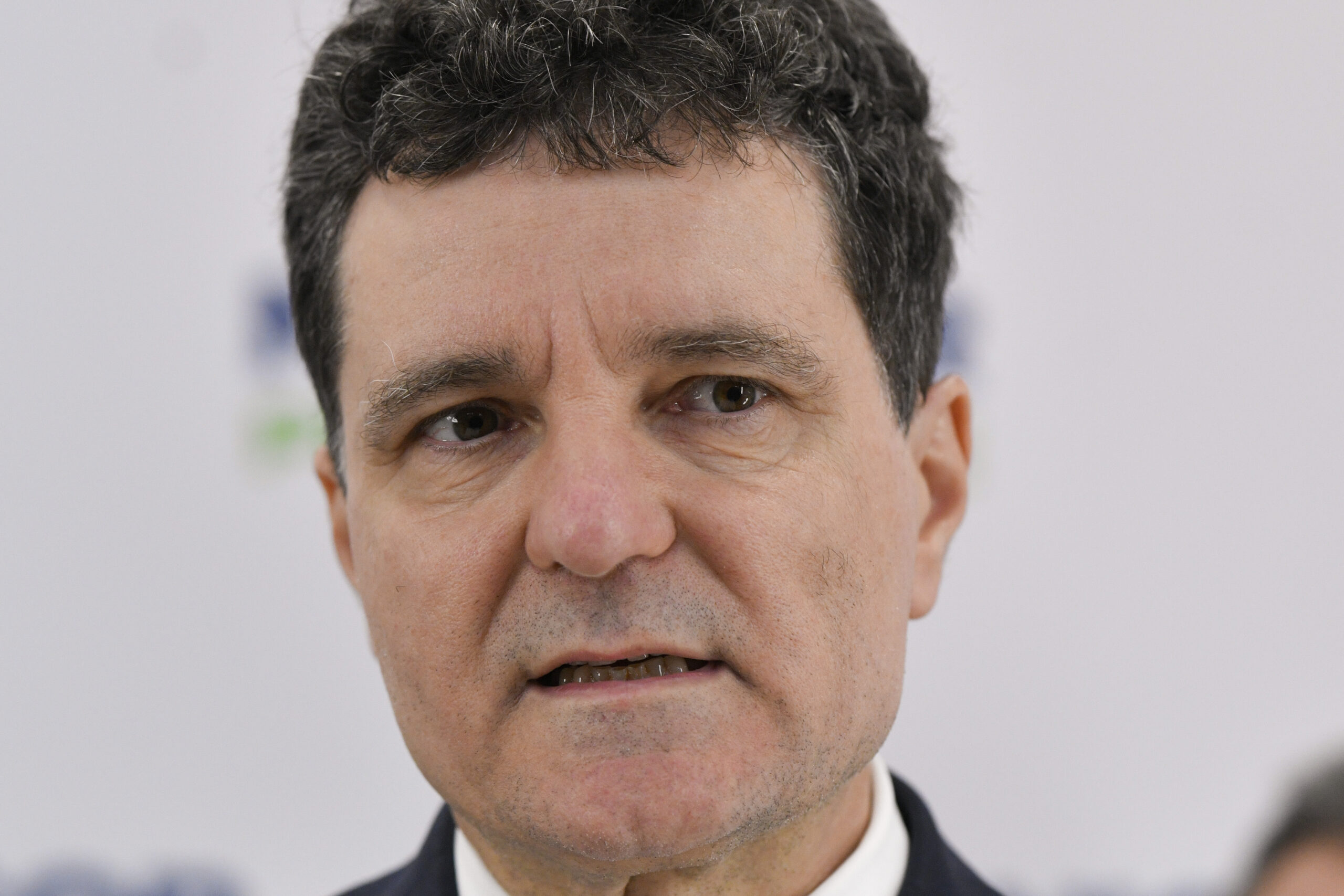 Nicusor Dan dispus sa se retraga din cursa cu doua conditii