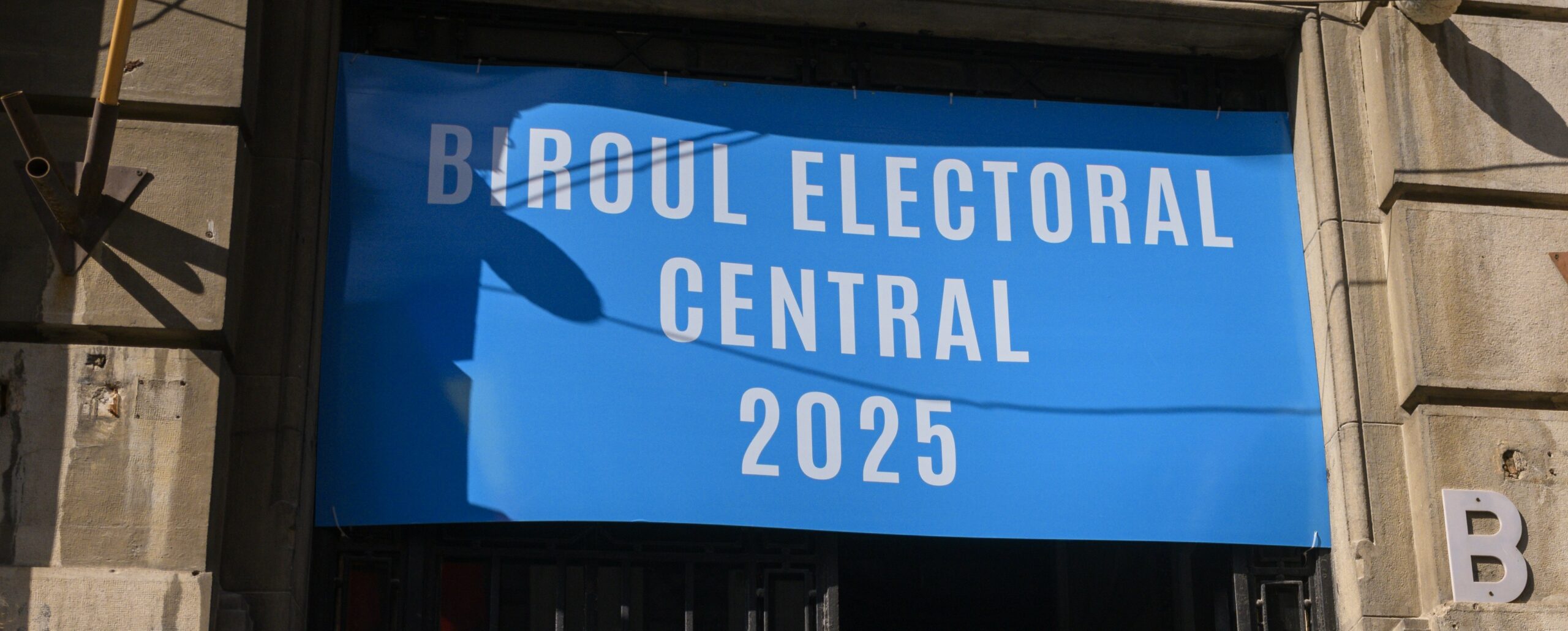 Zeci de materiale electorale online neregulamentare BEC Trebuie eliminate