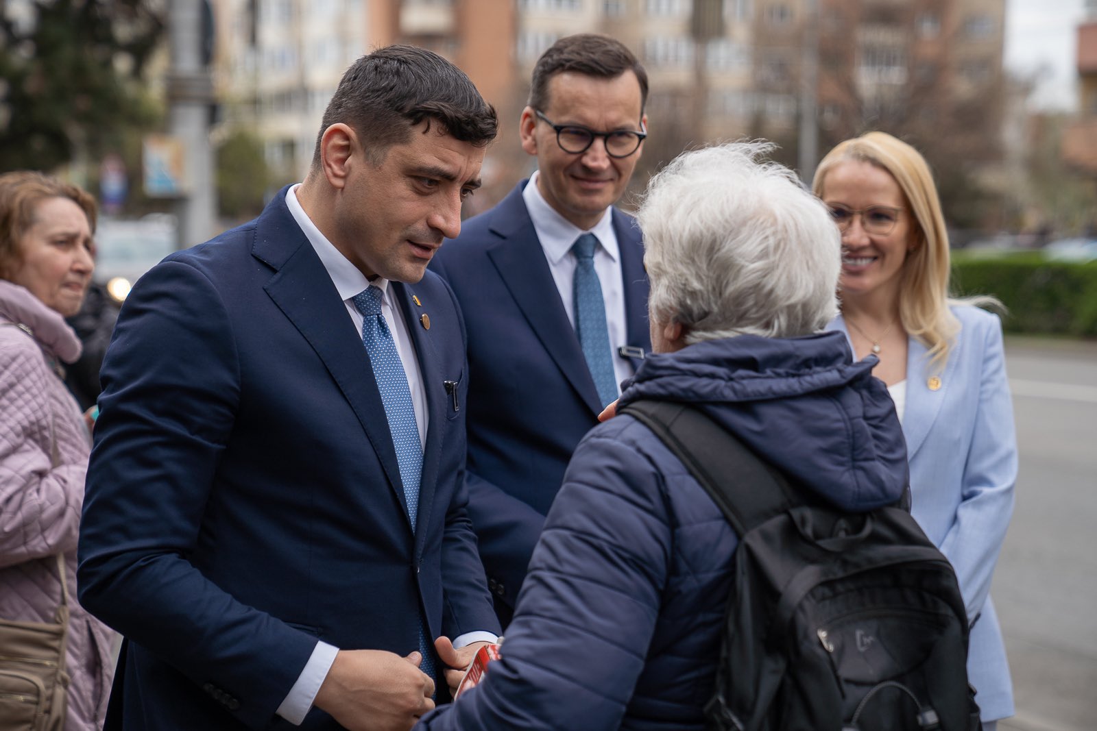 AUR promite case la 1 leu pentru tineri si diaspora