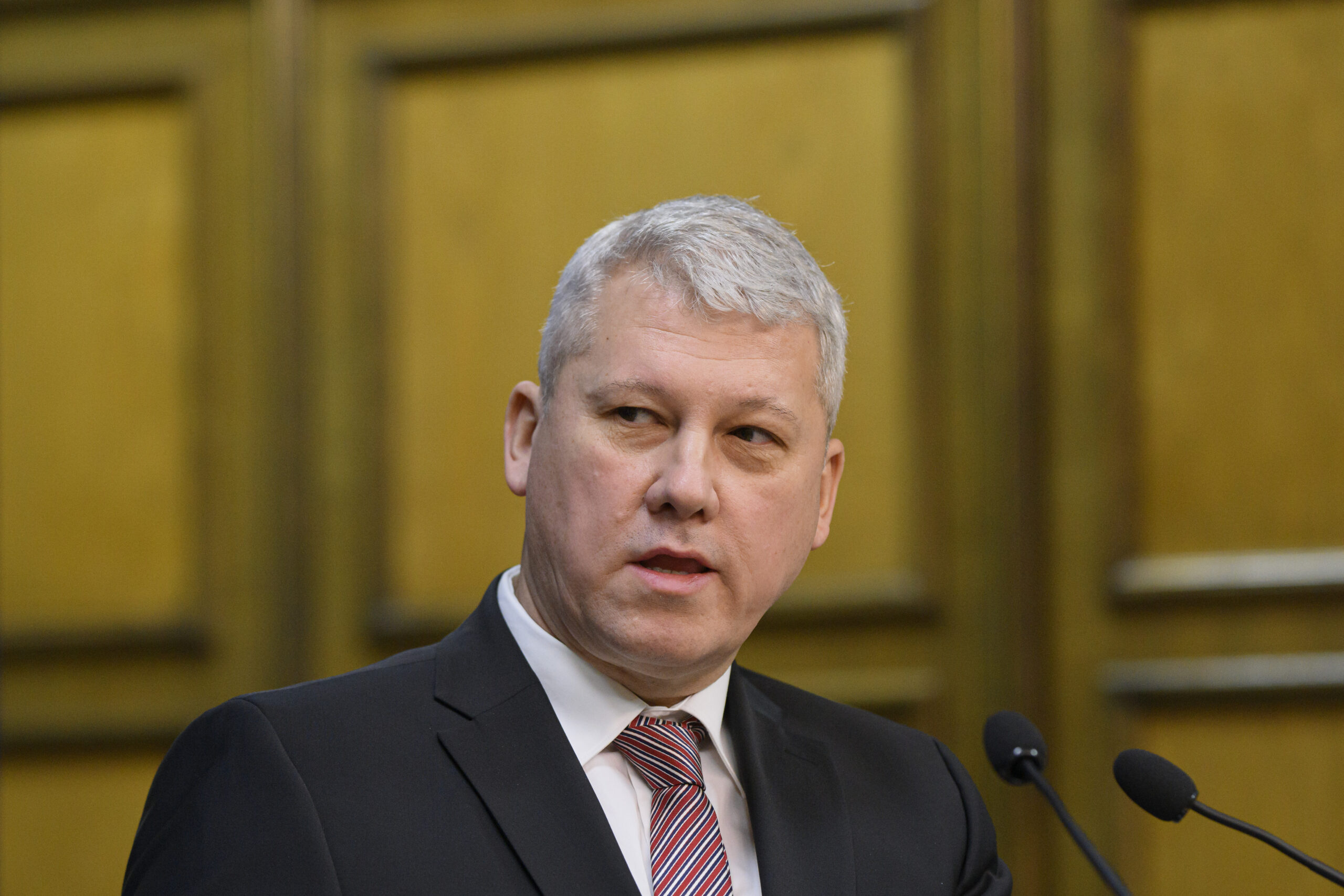 Catalin Predoiu Este un moment crucial in istoria noastra