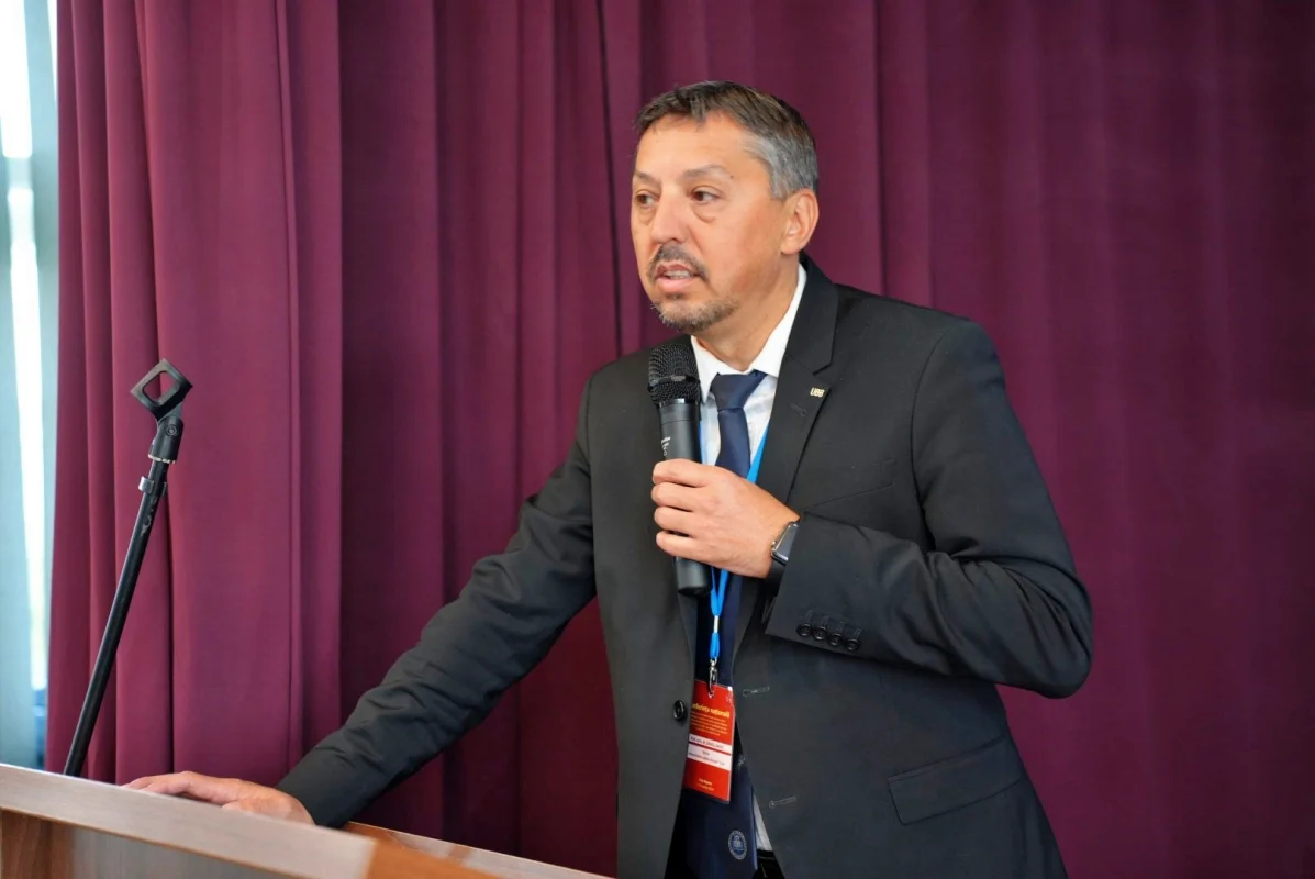 Doar 114 dintre copiii sub 3 ani merg la cresa