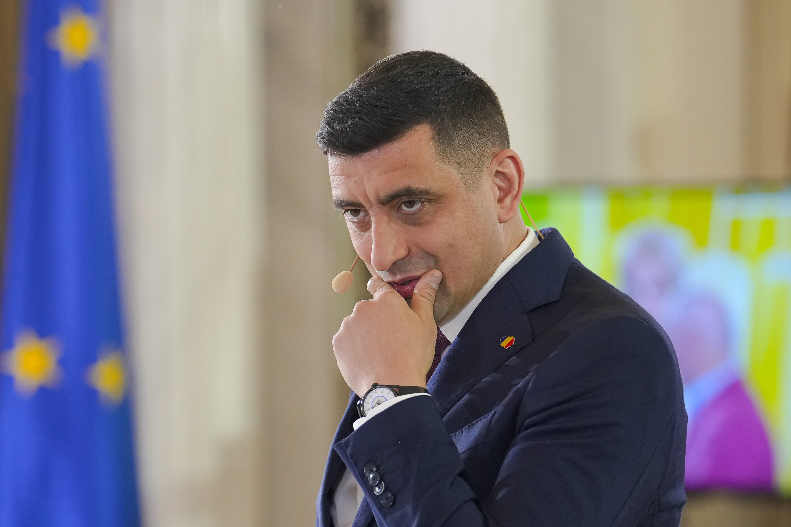 George Simion pregatit pentru dezbateri cu Nicusor Dan