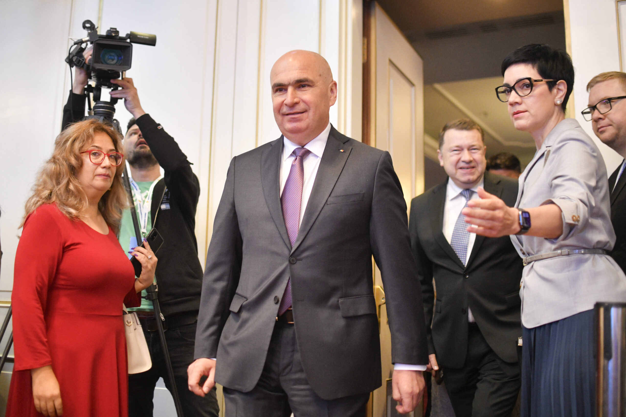 Ilie Bolojan deschis la discutii pentru un guvern stabil