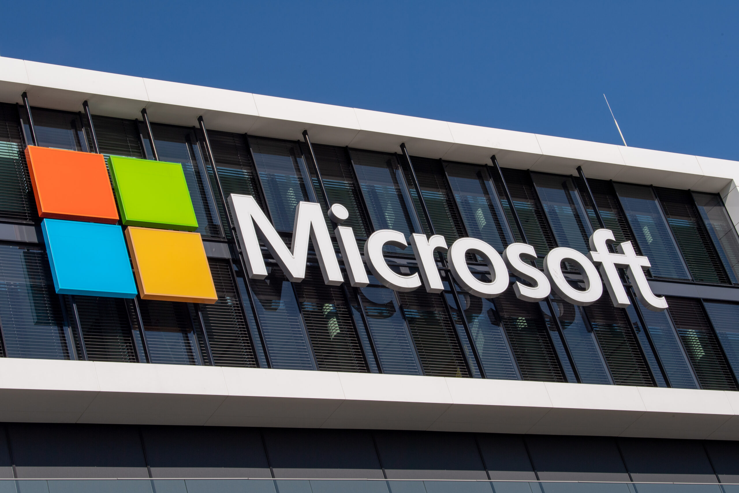Microsoft anunta cresterea pretului consolelor Xbox global