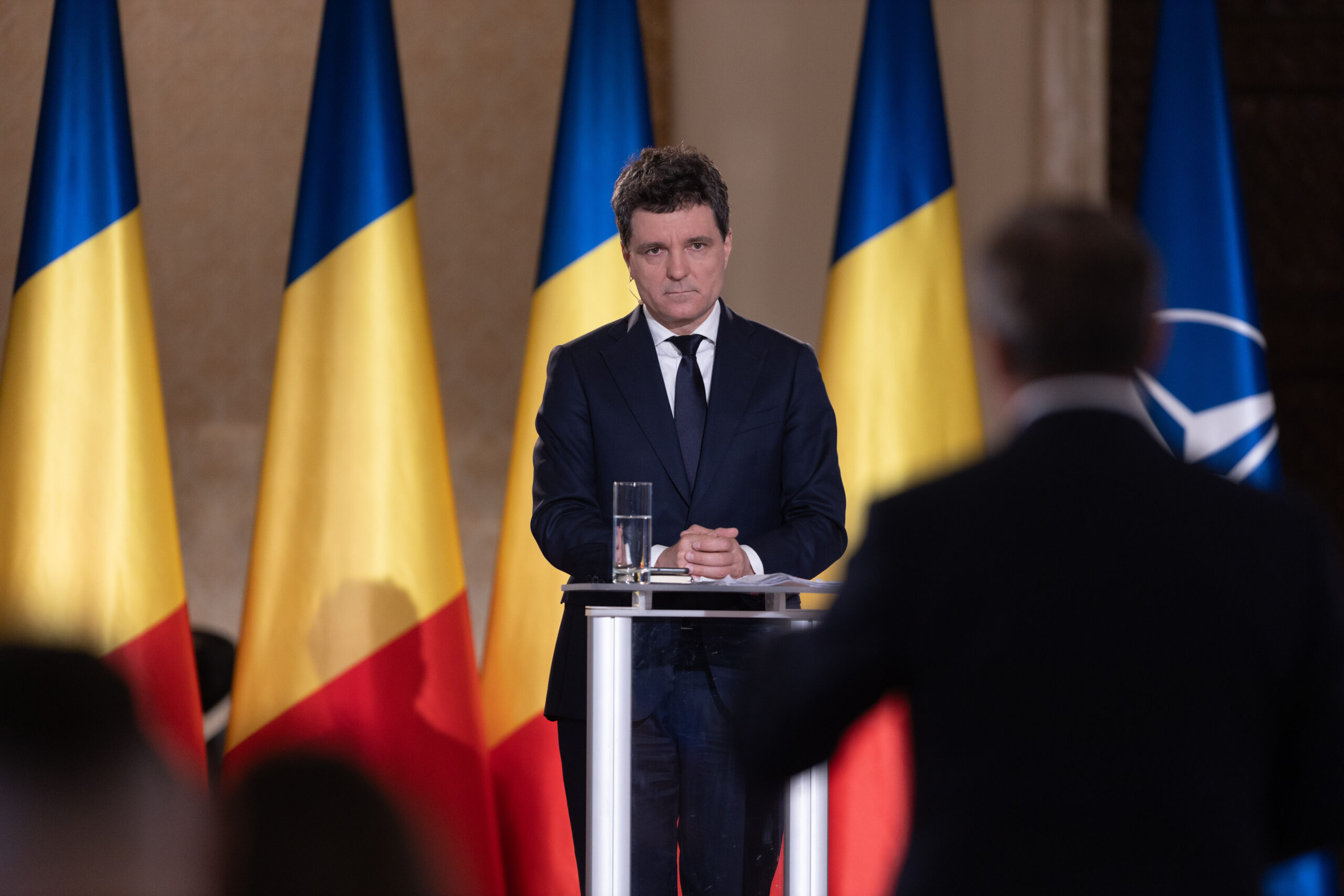 Nicuser Dan Romania va sustine cresterea cheltuielilor NATO