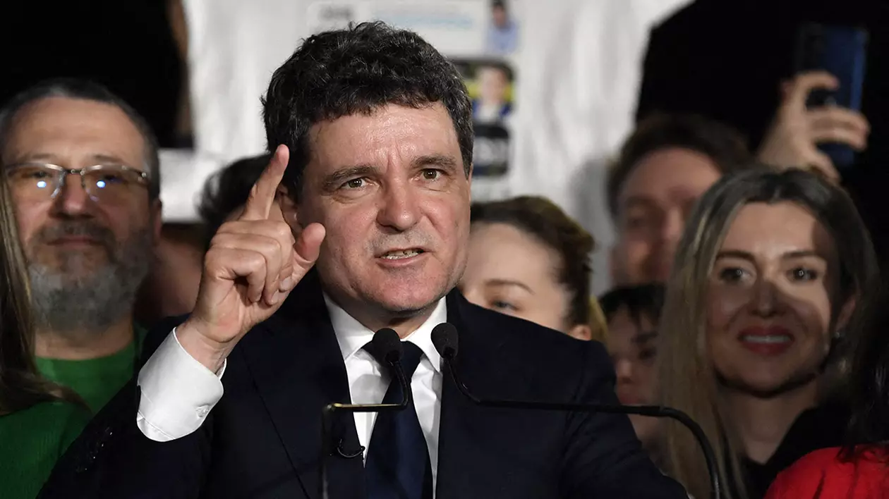 Nicusor Dan Oamenii vor ministri noi