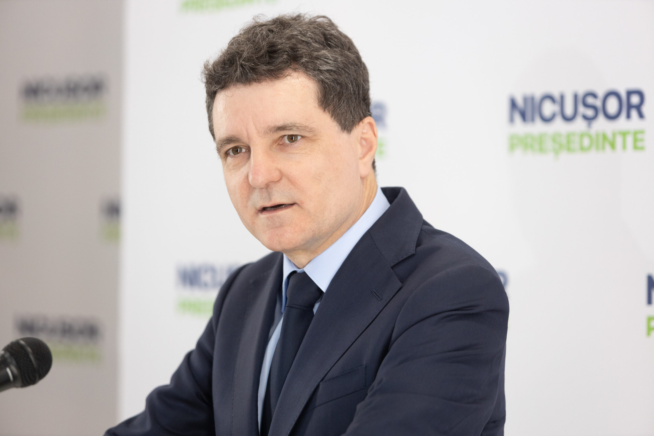 Nicusor Dan anunta ca va merge la dezbateri e bine ca si George Simion accepta