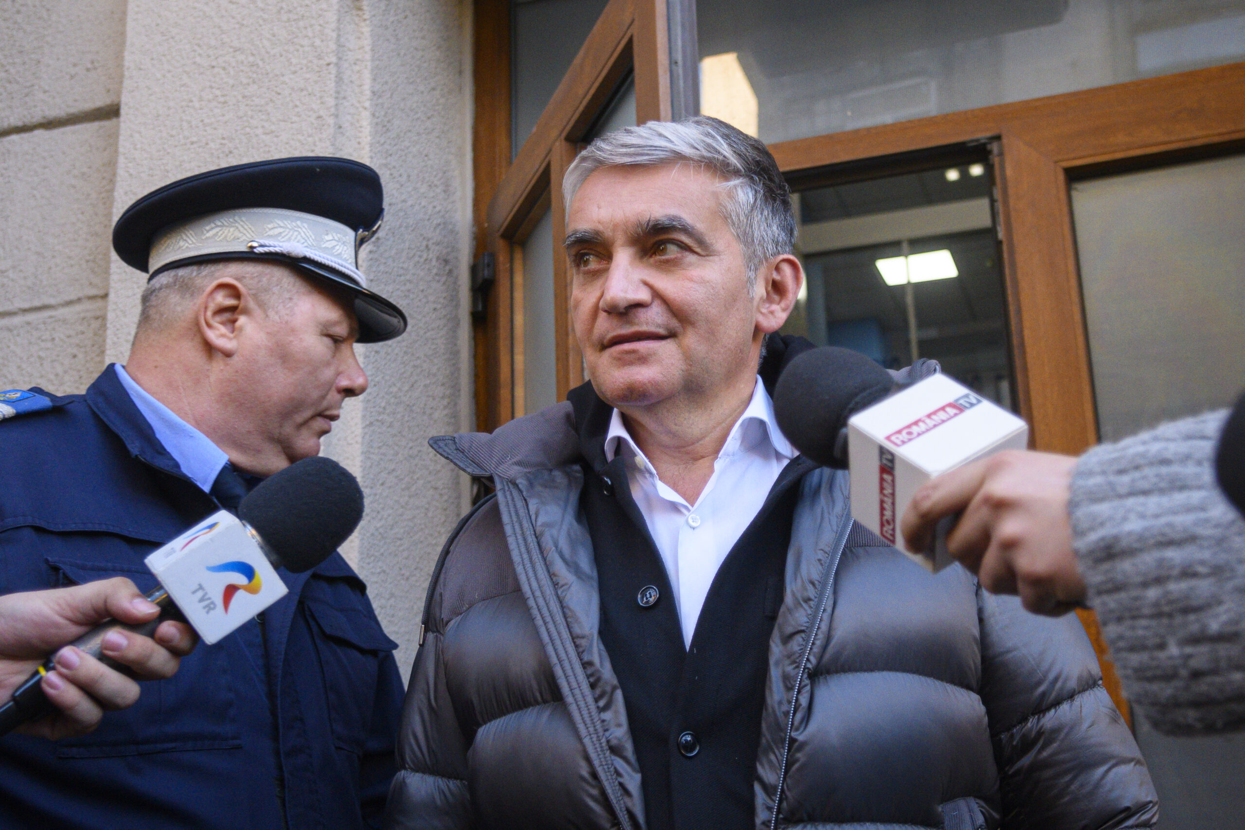 Primarul Sinaiei a fost internat la spital dupa arestare