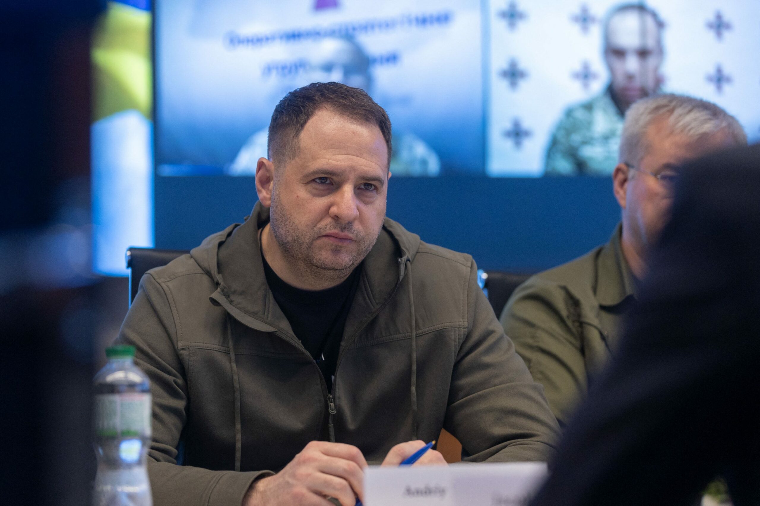 Ucraina avertizeaza sa nu se ridice sanctiunile aviatice Rusiei