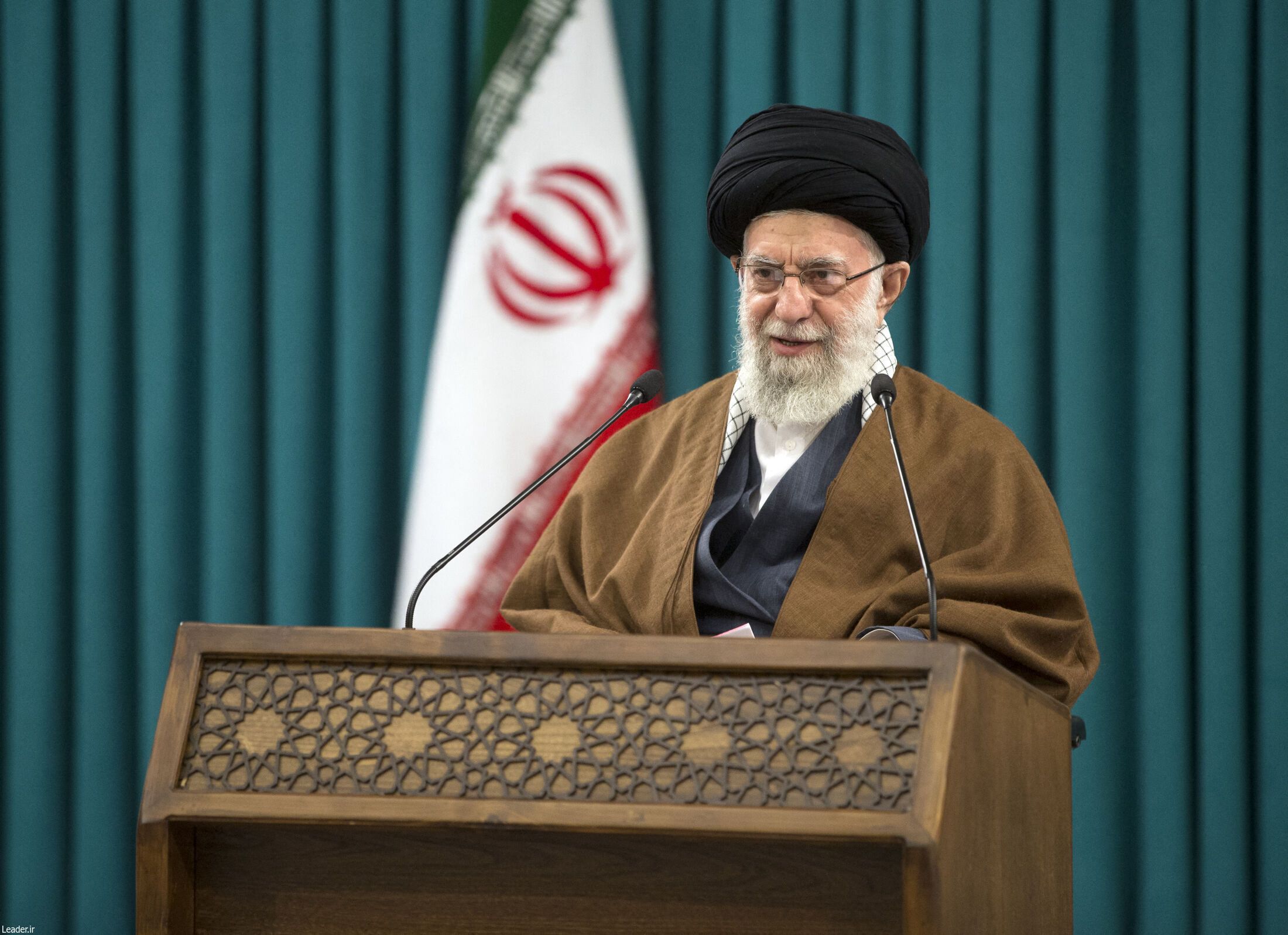 Khamenei condamna Israelul pentru ofensiva militara in timpul discutiilor cu SUA