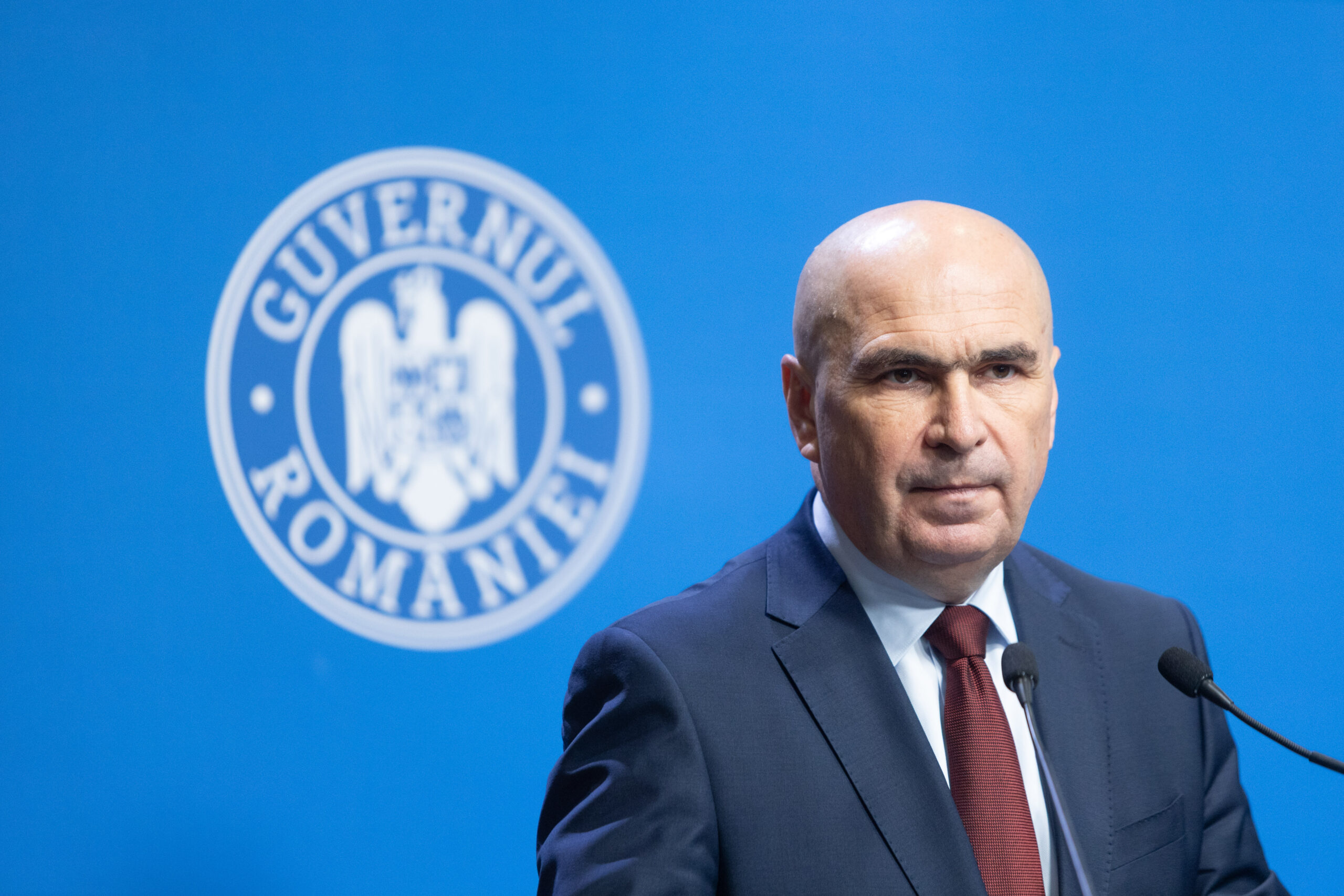 Numarul vicepremierilor a crescut pentru echilibru politic