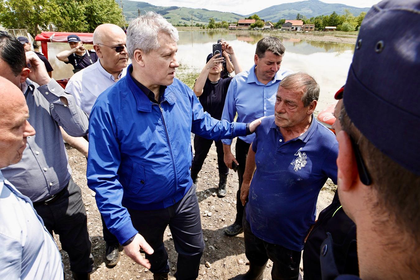 Predoiu dupa inundatiile din Covasna Digurile vechi cedeaza