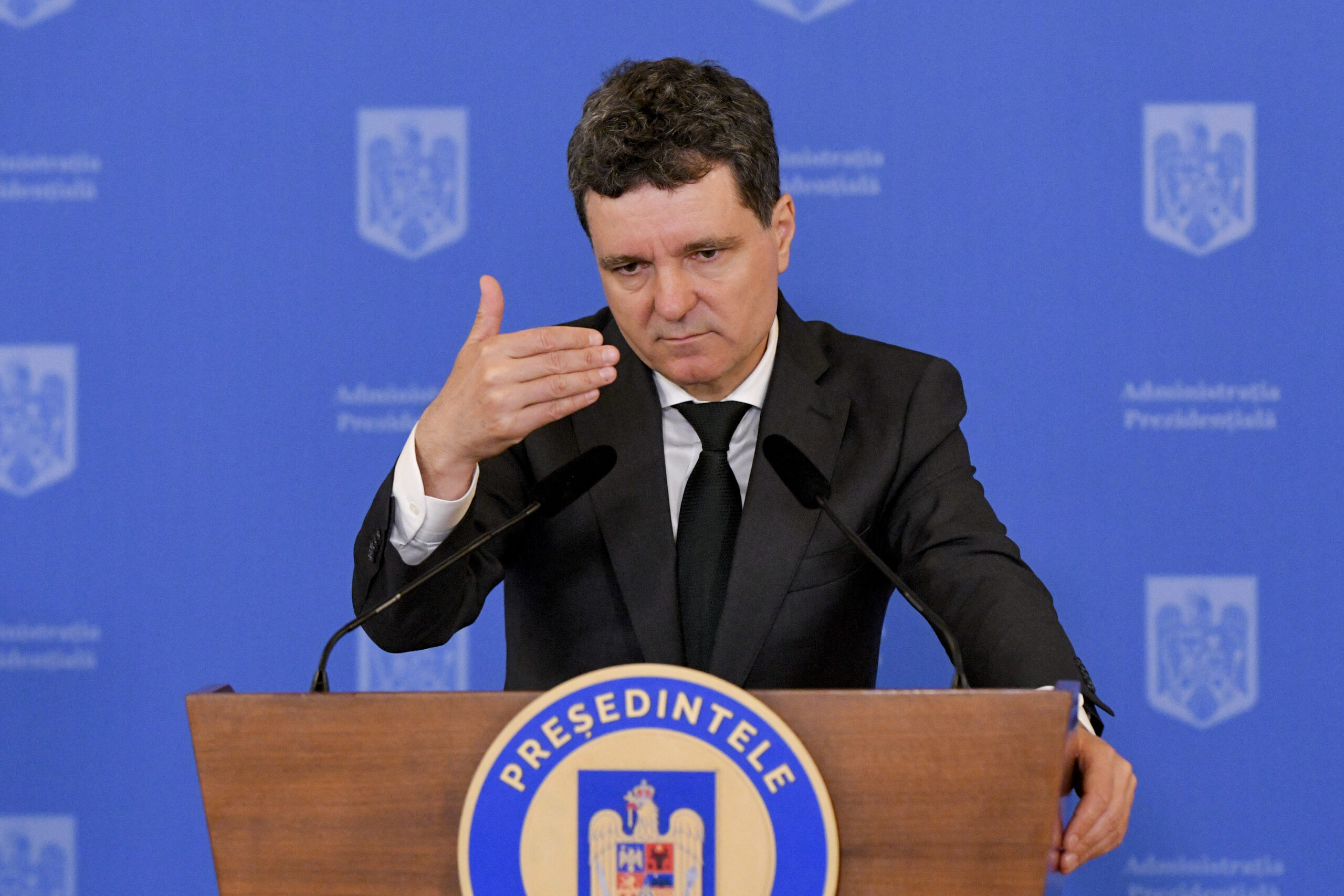 Presedintele cheama partidele la Cotroceni pentru premier