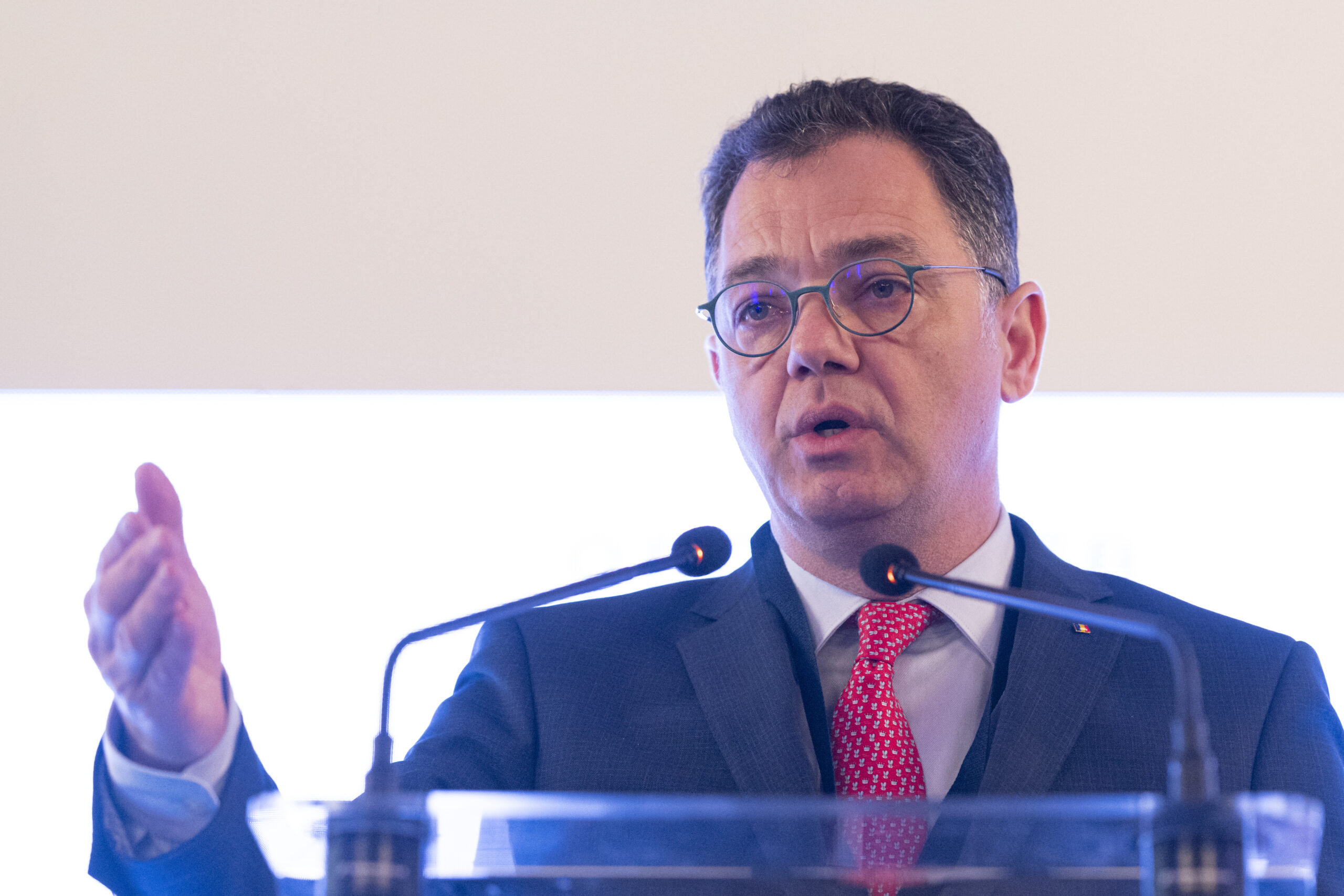 Radu Oprea Va fi greu sa gasim echilibrul
