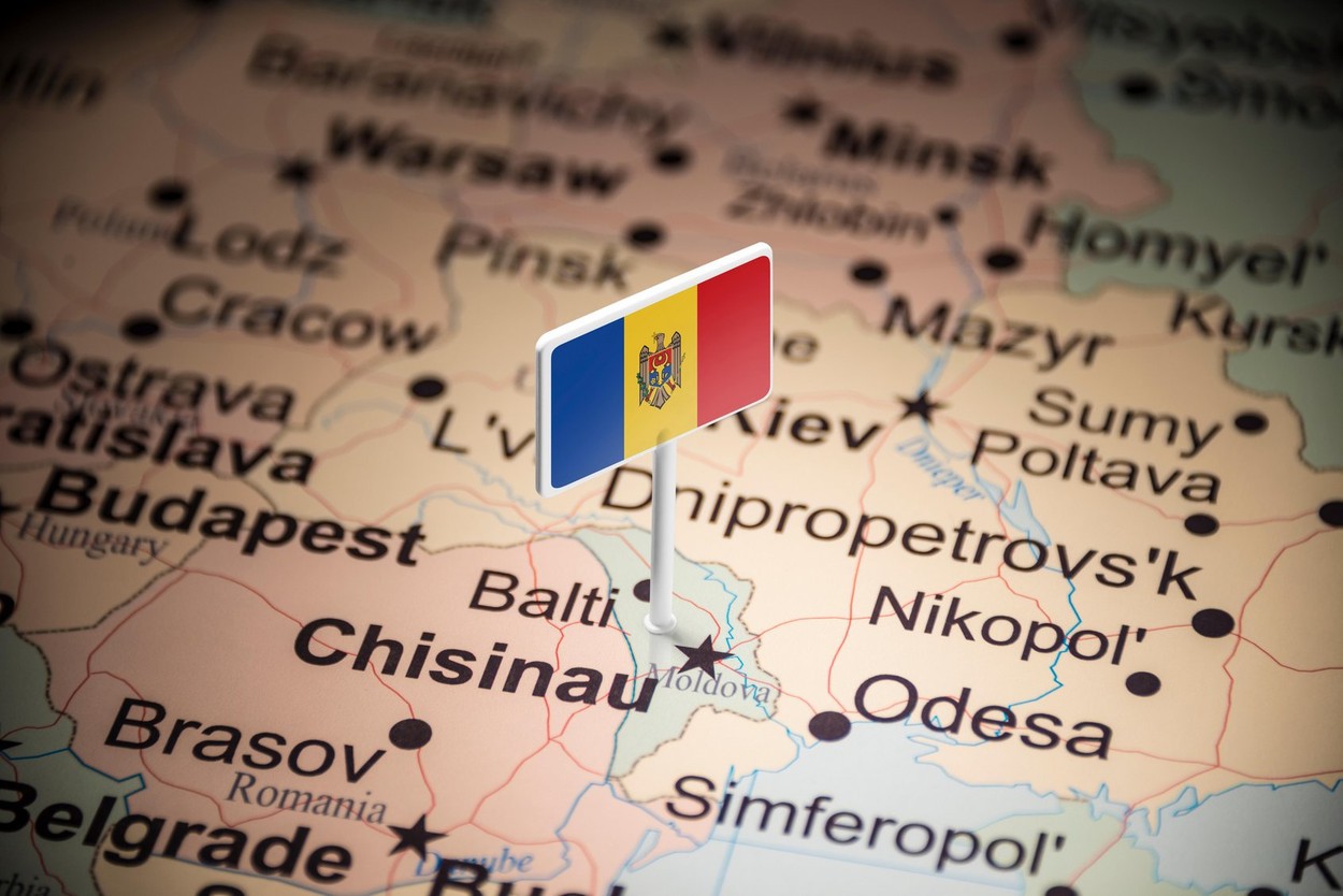 Semnal de alarma Rusia desfasoara 10000 soldati in Transnistria