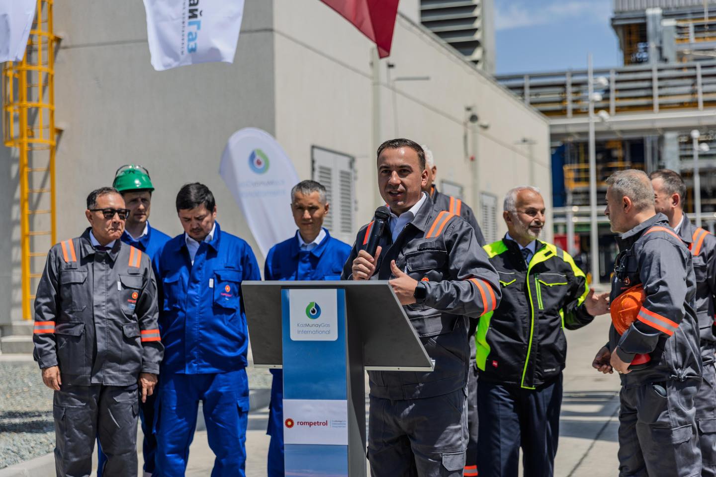 Bogdan Ivan anunta inceperea produciei la centrala Petromidia