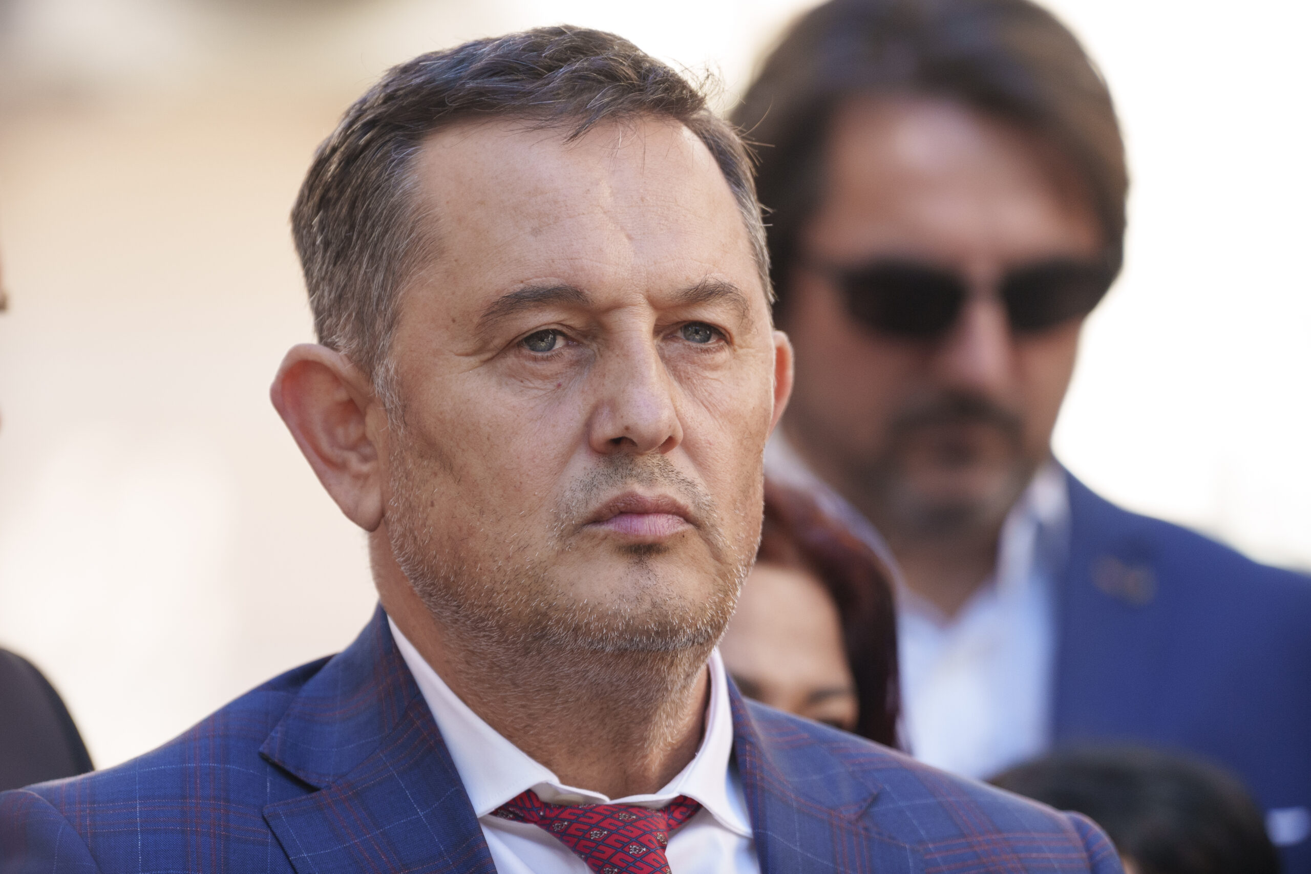 Europarlamentarul Gheorghe Piperea sustine motiunea de cenzura