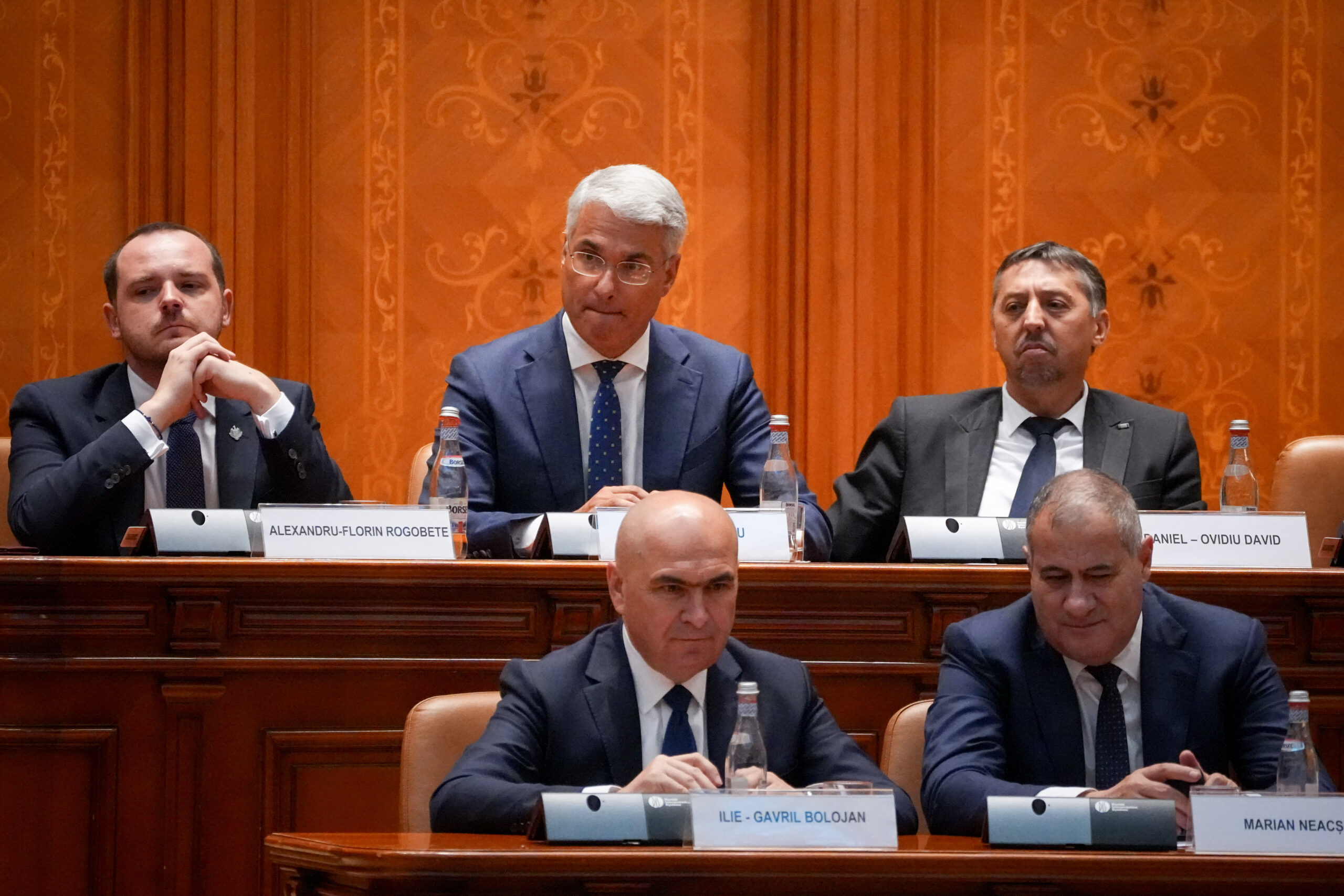 Guvernul Bolojan isi asuma raspunderea pentru masuri fiscale