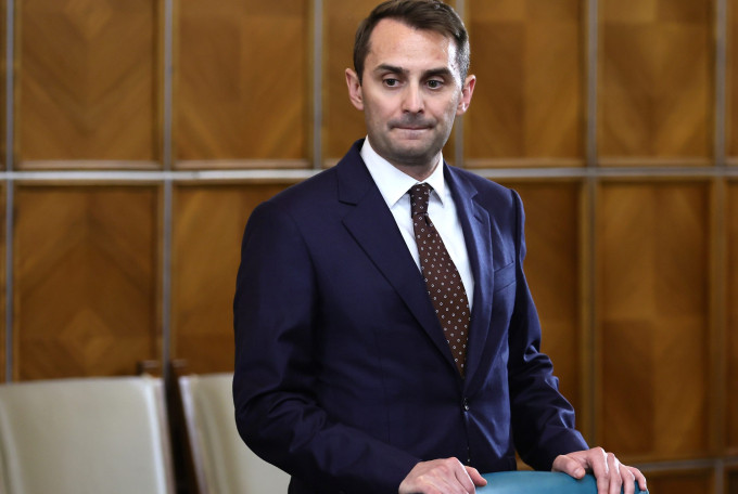 Mihai Jurca Reducerea personalului Cancelariei cu 40