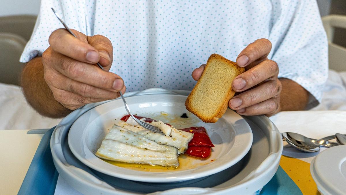 Ministrul Sanatatii Vreau ca managerii sa manance cu pacientii
