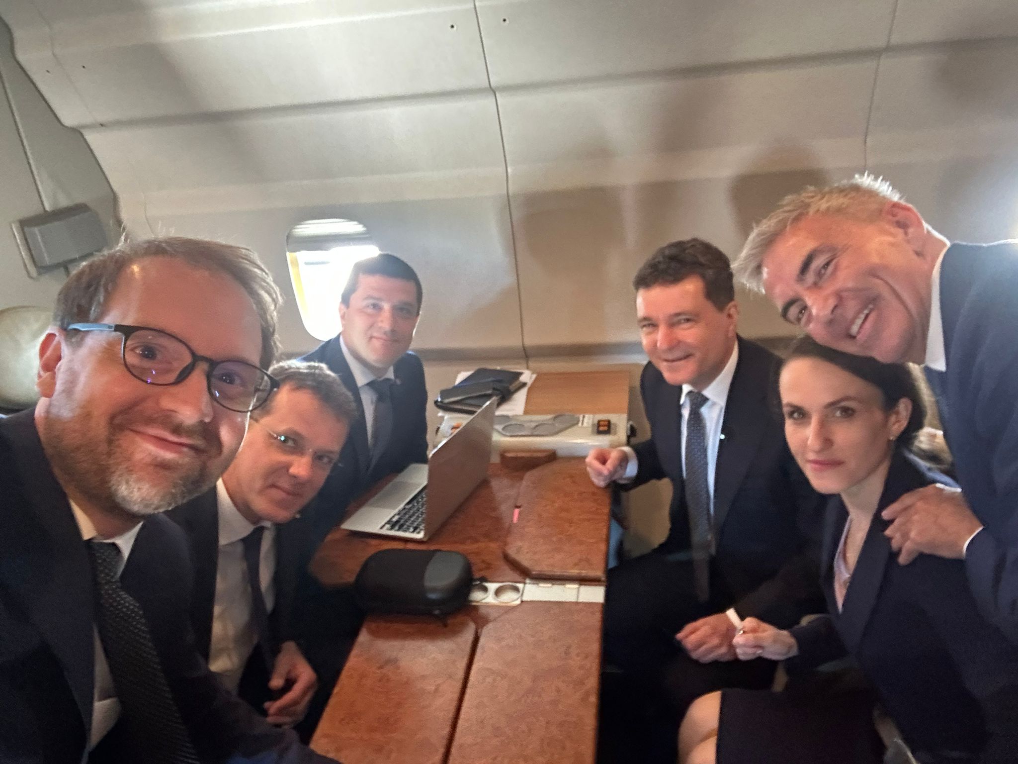 Selfie la inaltime Dominic Fritz si ministri in Germania