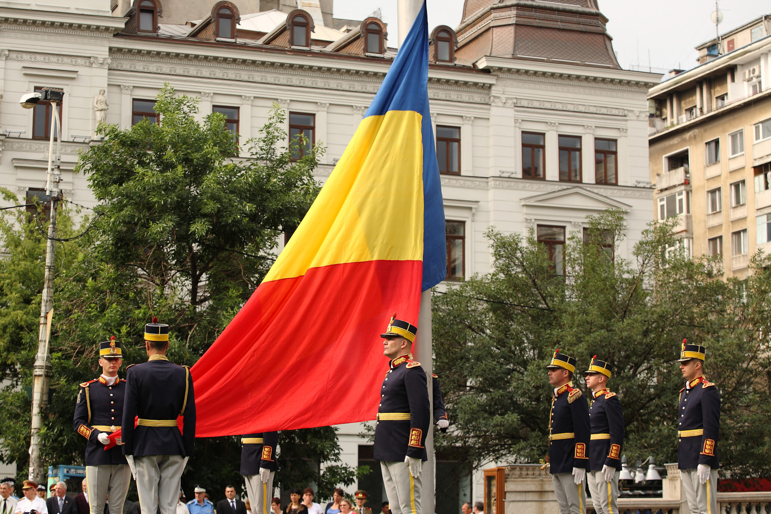 Solicitare de sancionare a academicianului E Mihiescu