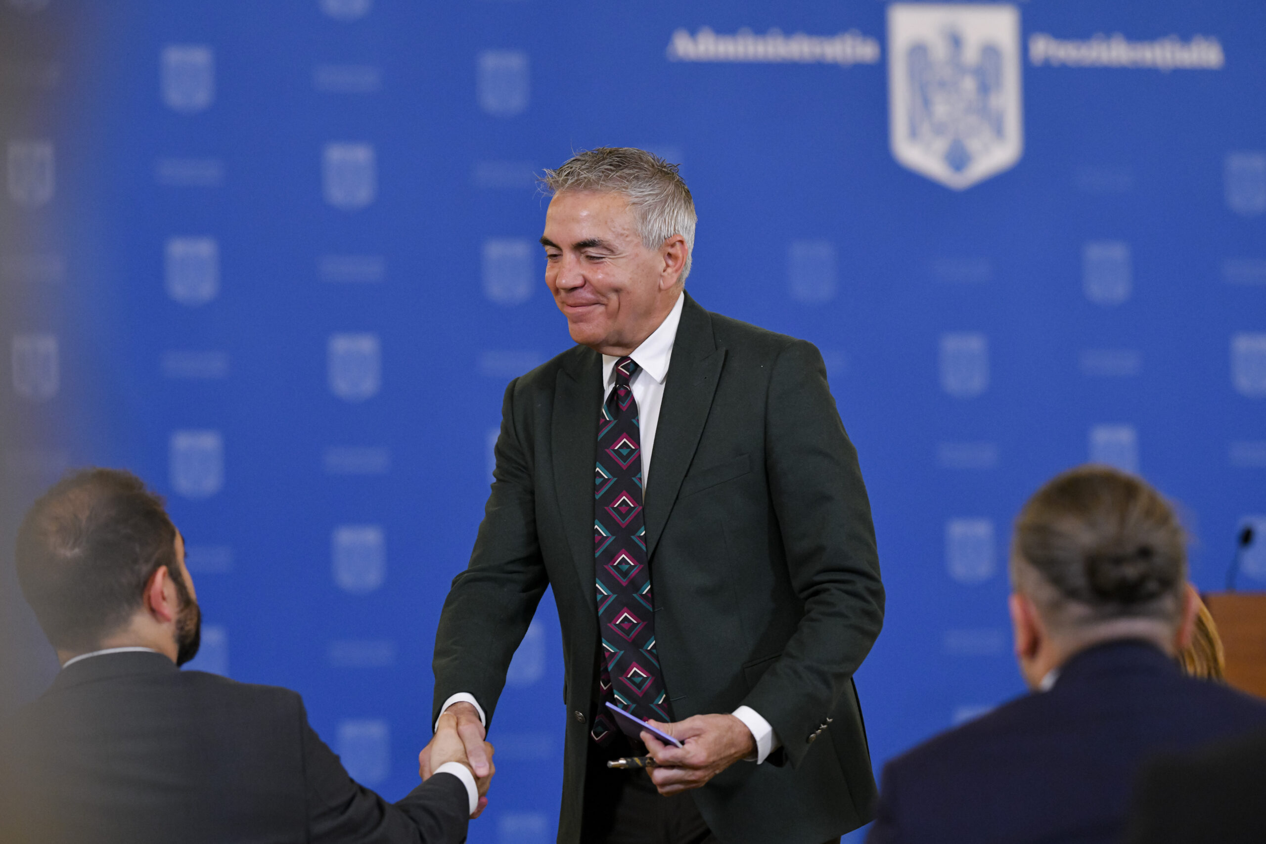 Vicepremierul Anastasiu A fost un telefon
