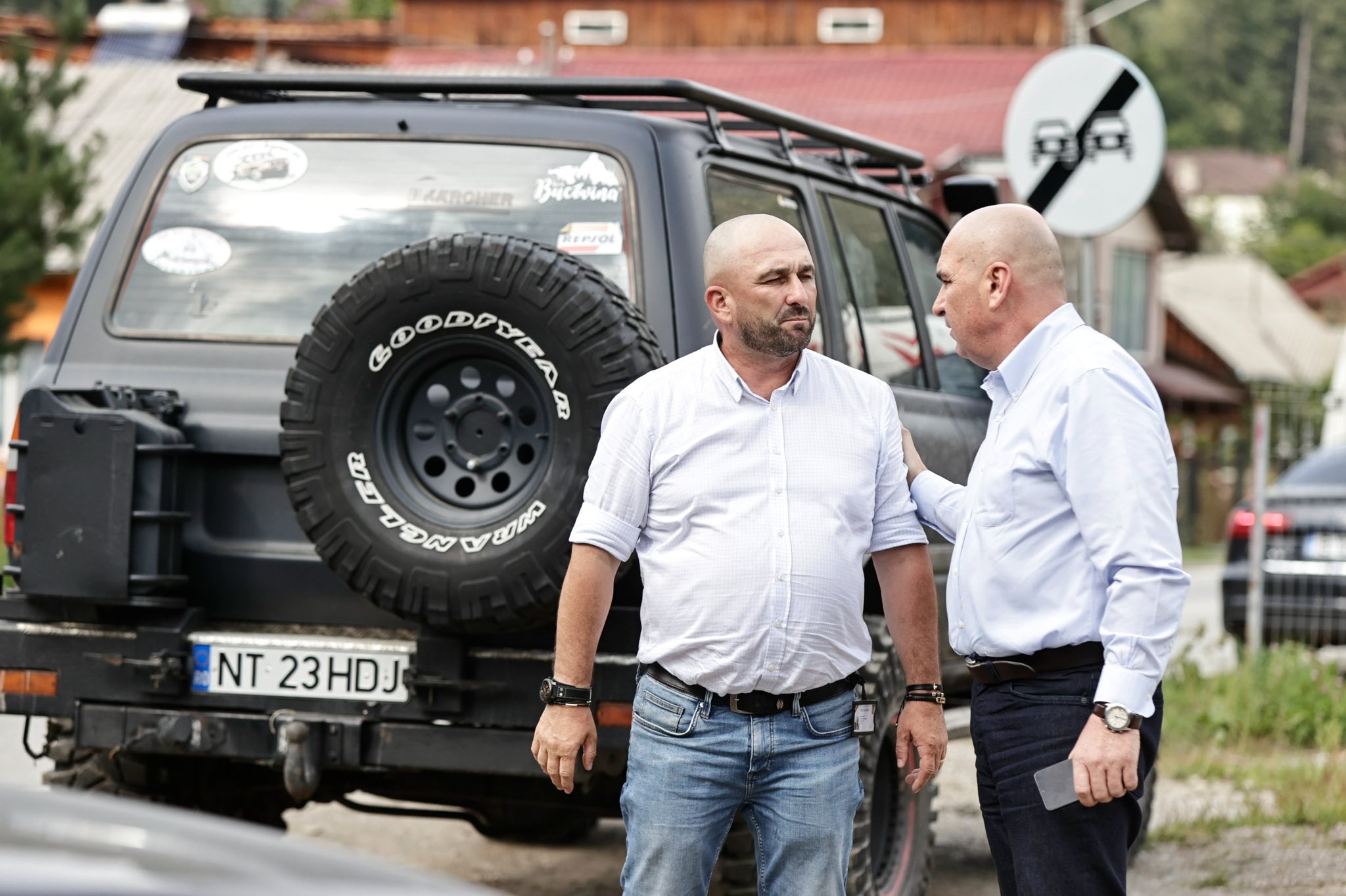 Adrian Vestea Ilie Bolojan a fost la Bros Teni fara anunturi