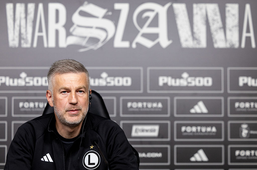 Antrenor it plateste clauza Edward Iordanescu dorit in Emirate dupa 3 luni la Legia