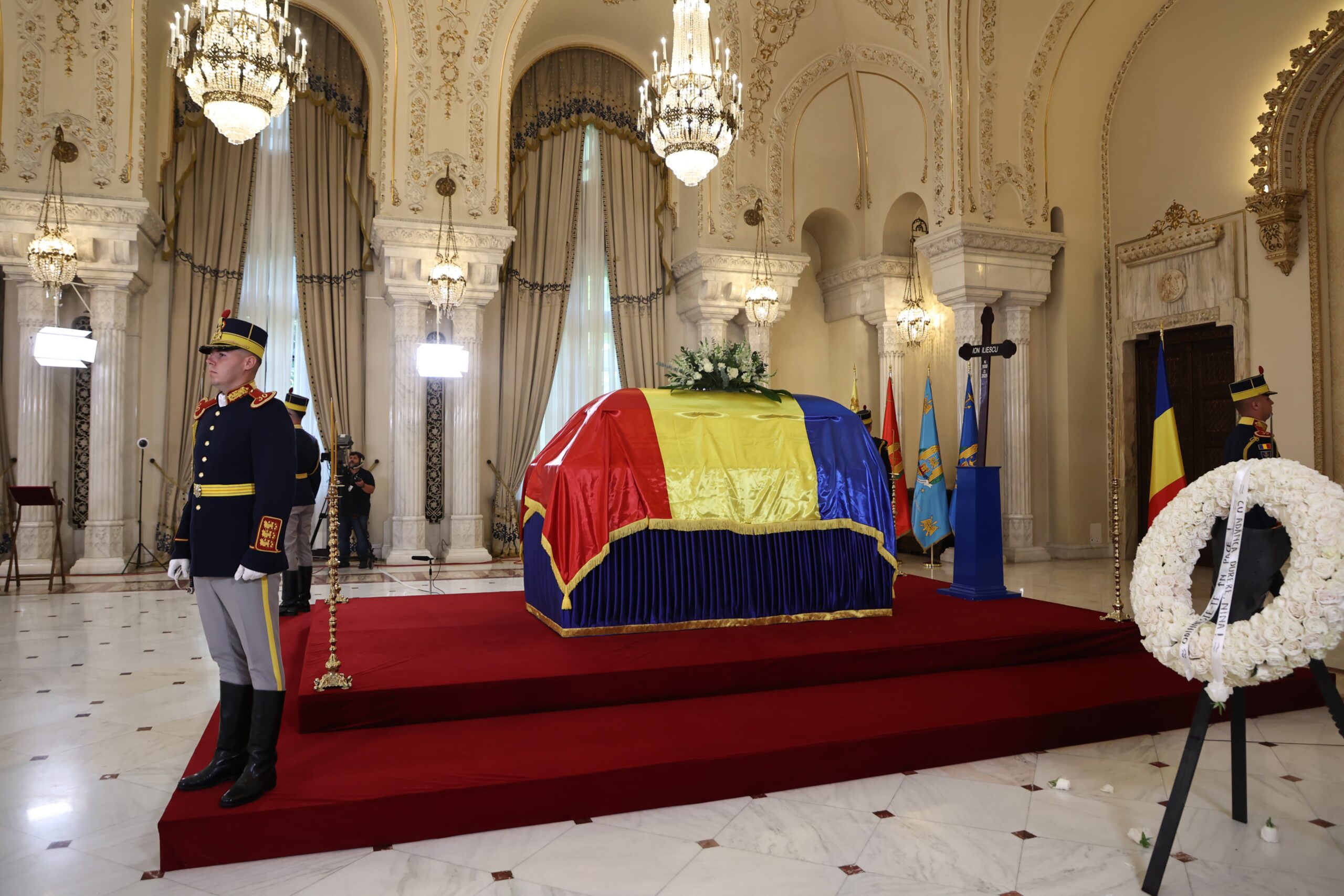 Gresala majora de protocol la funeraliile lui Ion Iliescu