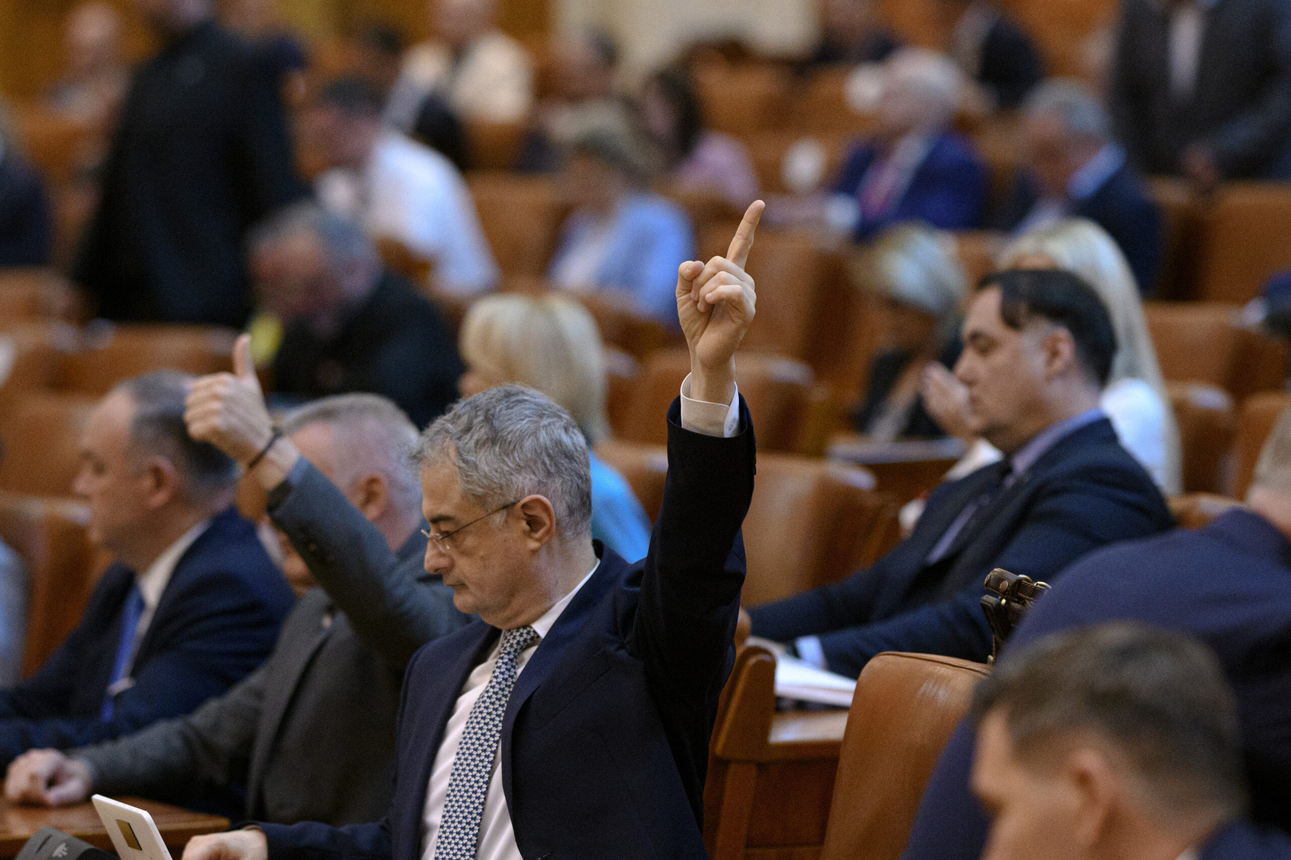 PNL solicta Guvernului asumarea raspunderii pe Pachetul 2 saptamana urmatoare