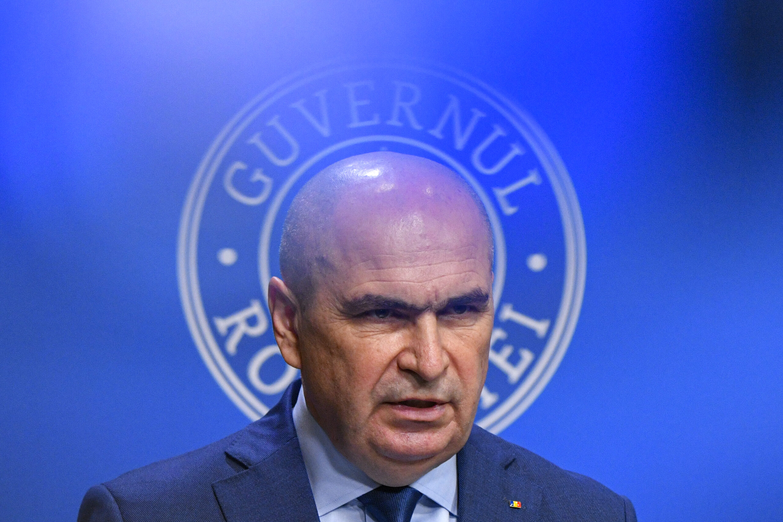 Premierul Bolojan cere ministrilor transparenta totala