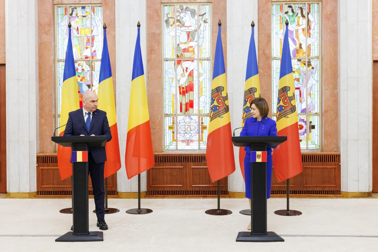 Premierul Ilie Bolojan a avut o intalnire cu Maia Sandu