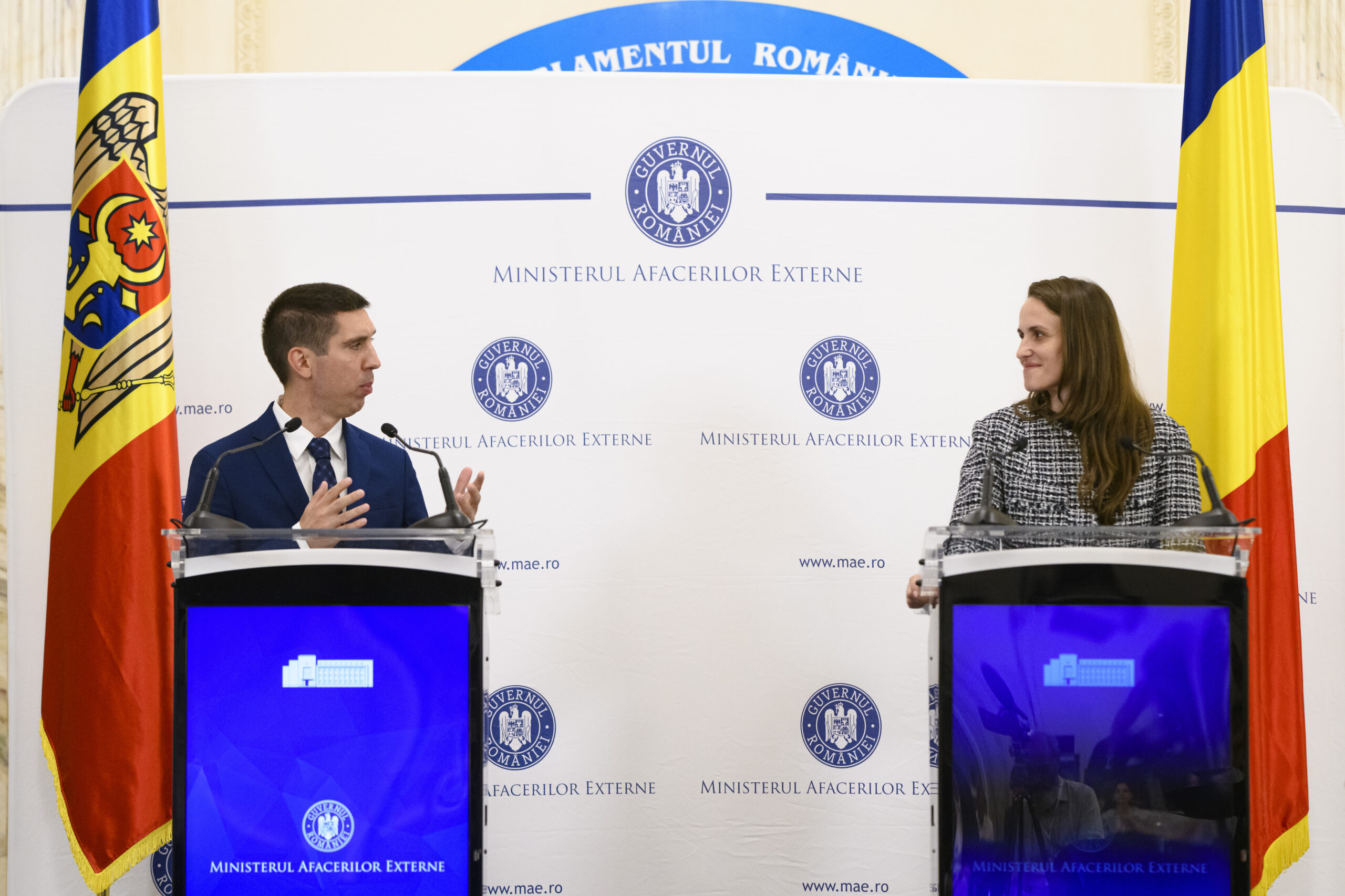 Romania si Republica Moldova consultari la Bucuresti despre UE