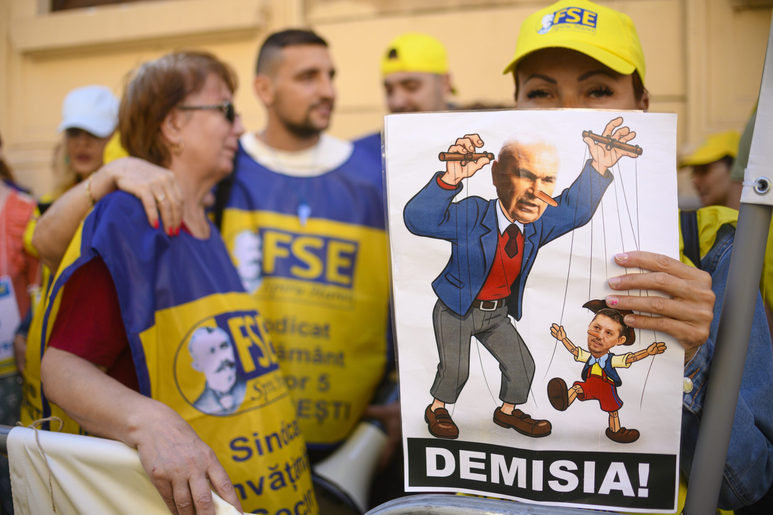 Federatia Sindicatelor Libere din Invatamant anunt inainte de protest Trebuie sa continuu protestele