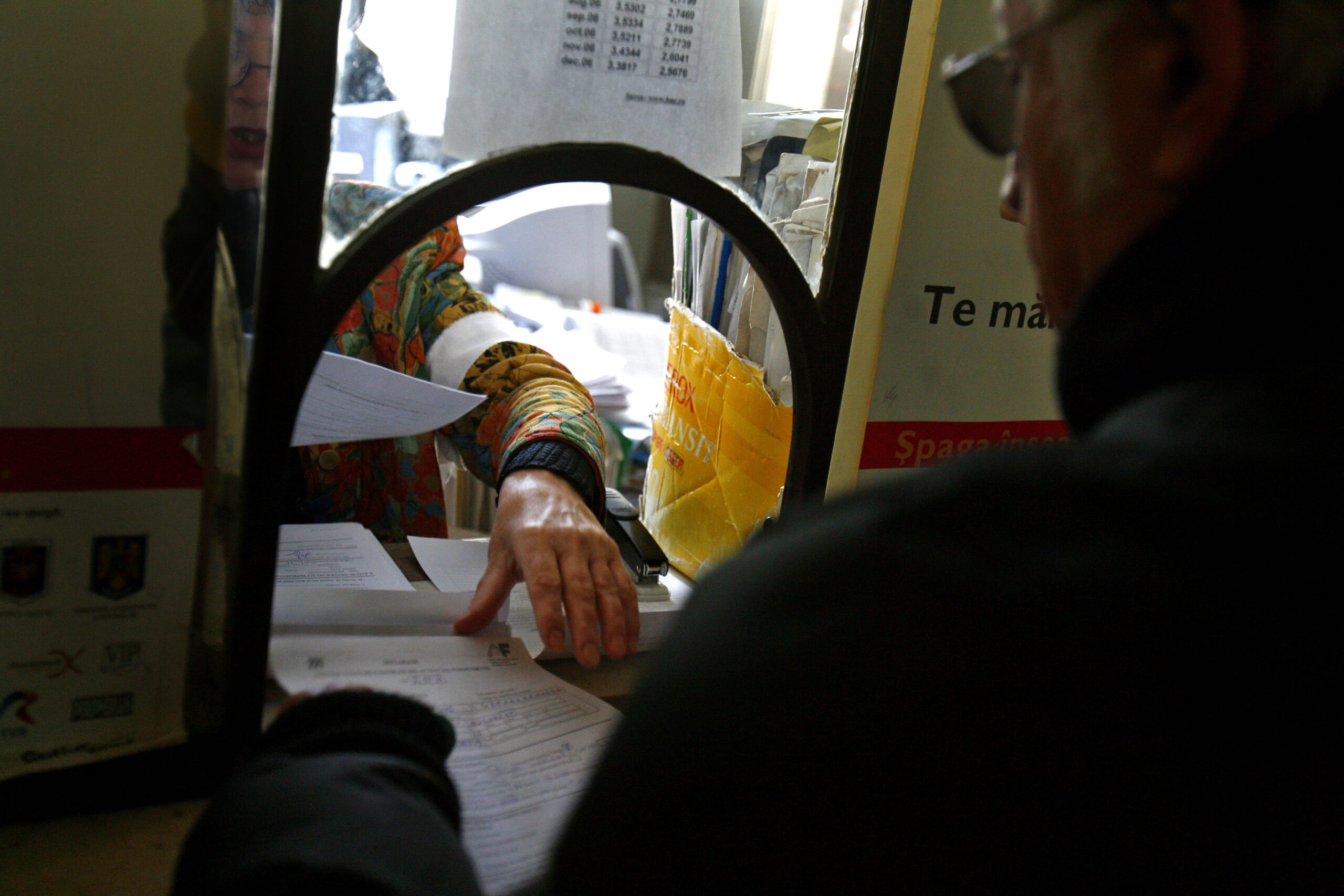 Proiect de lege Amendi de pana la 20000 lei pentru lipsa de respect fata de functionari