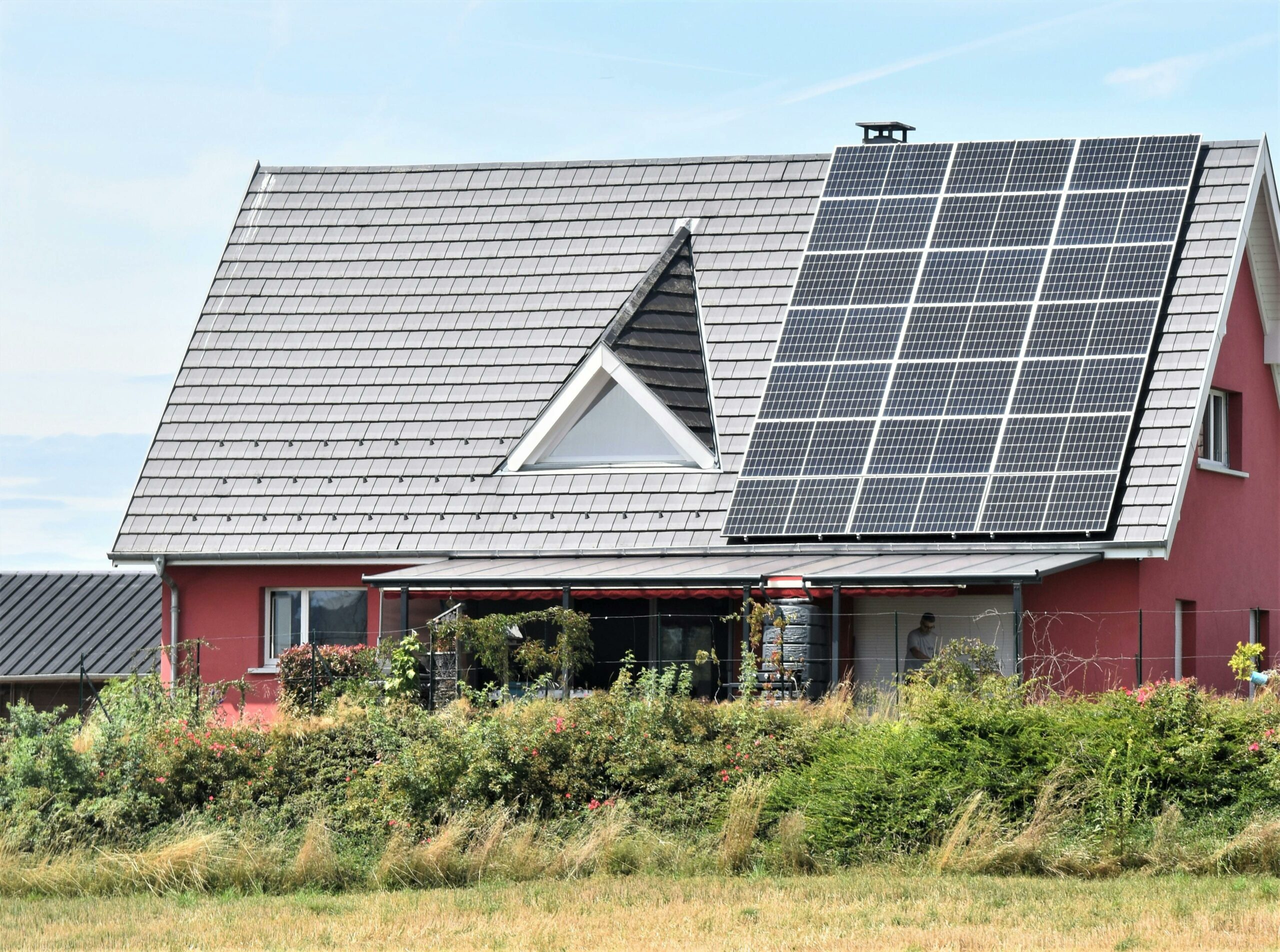 Propunerea unui fost europarlamentar Credite de stat pentru panouri solare